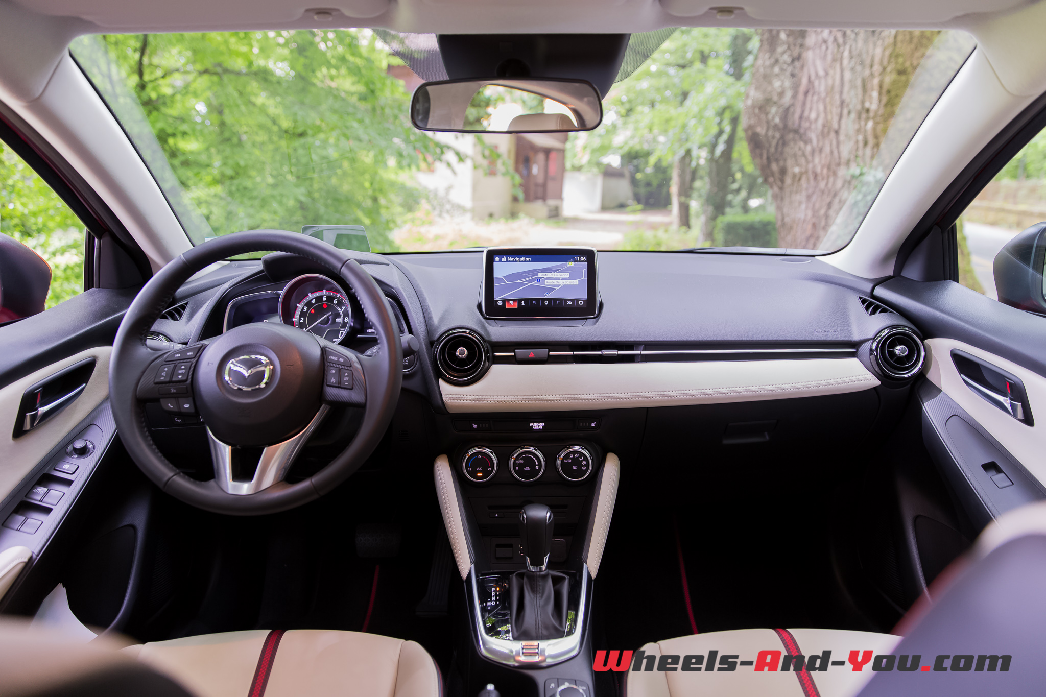 Mazda2 11