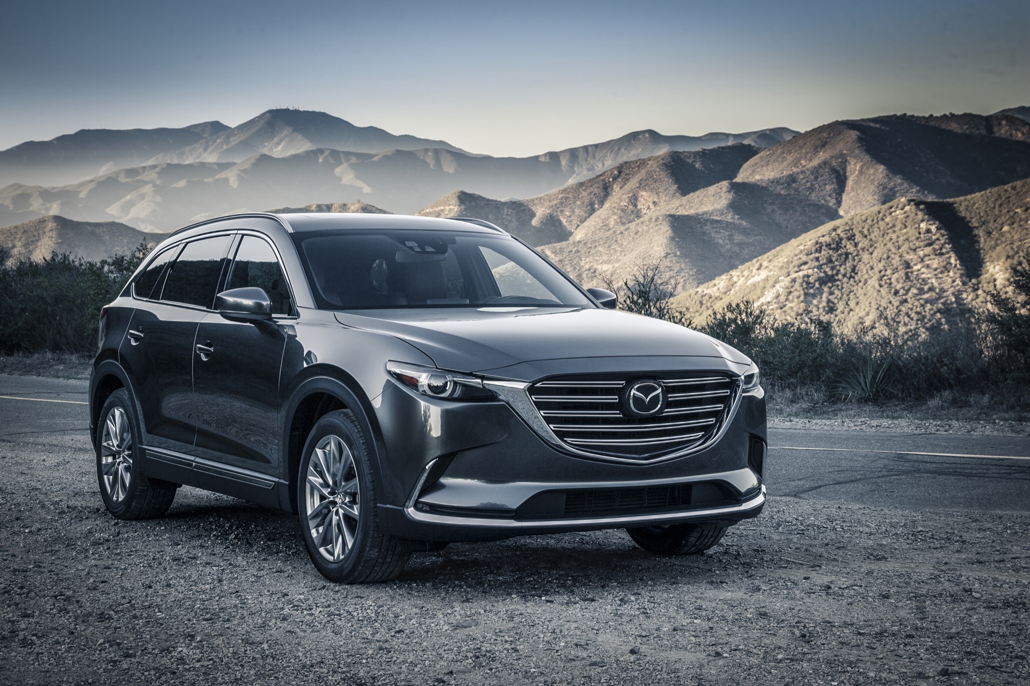 MazdaCX9 01