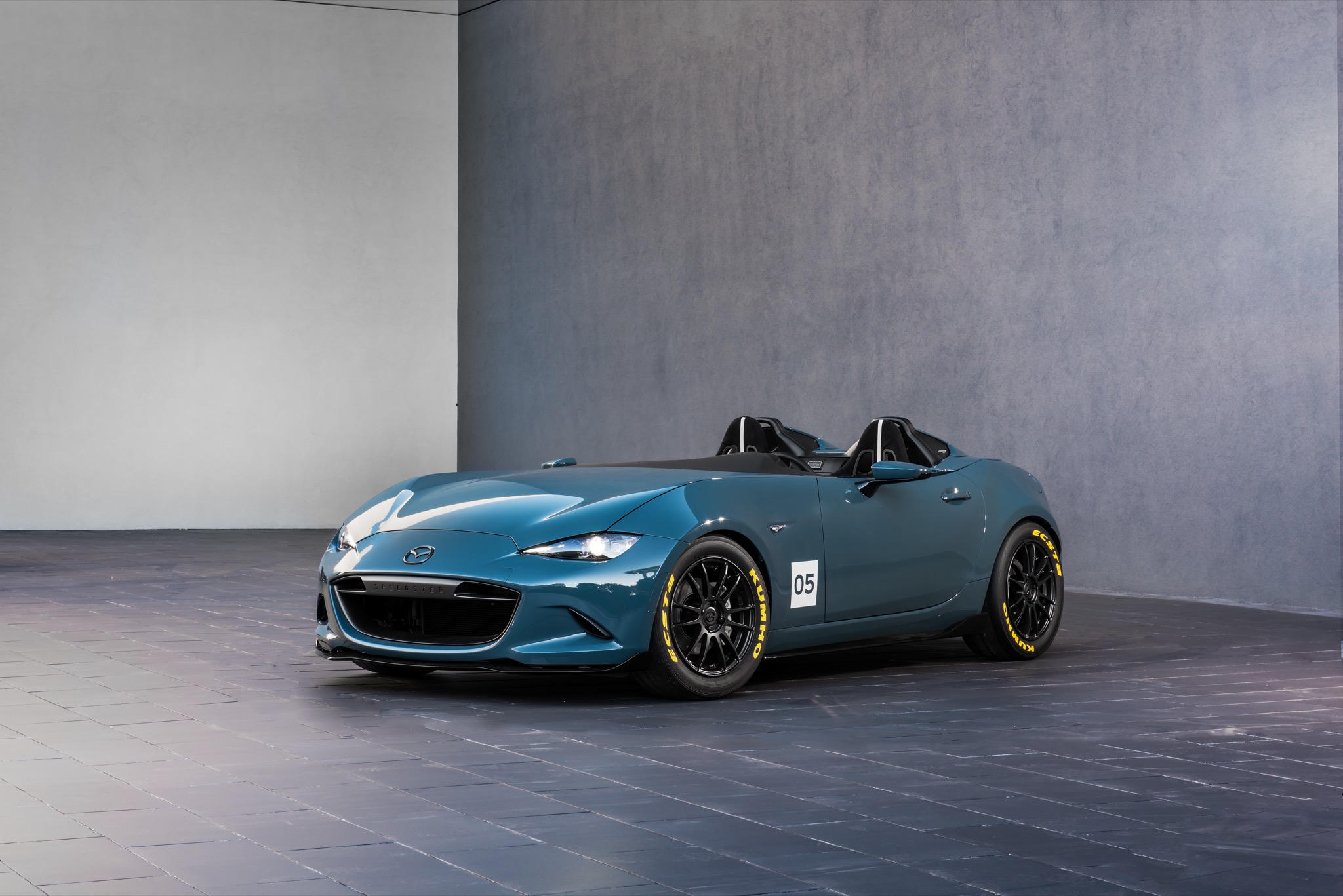 MazdaMX5SpyderSpeedster 04