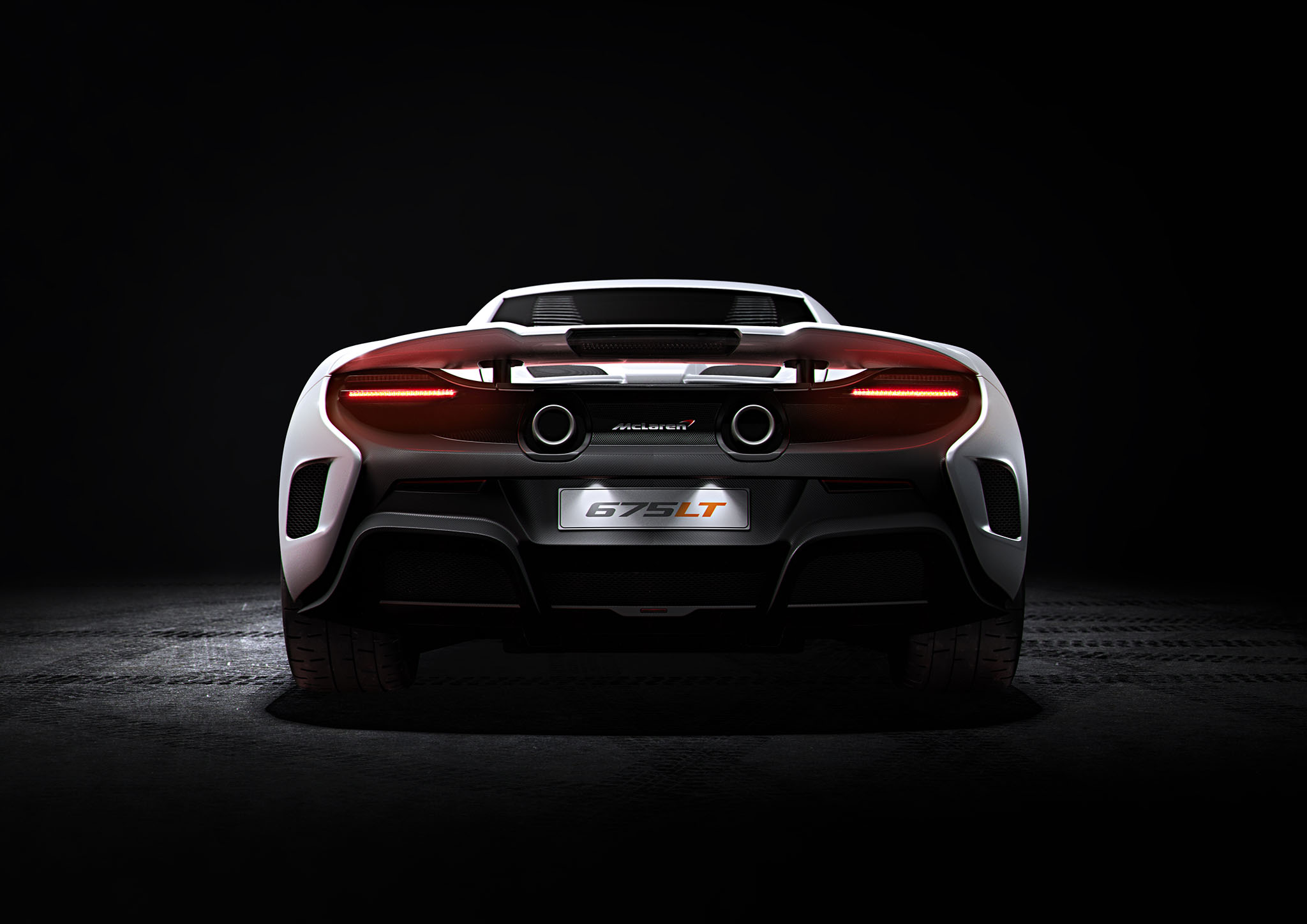 McLaren675LT 05