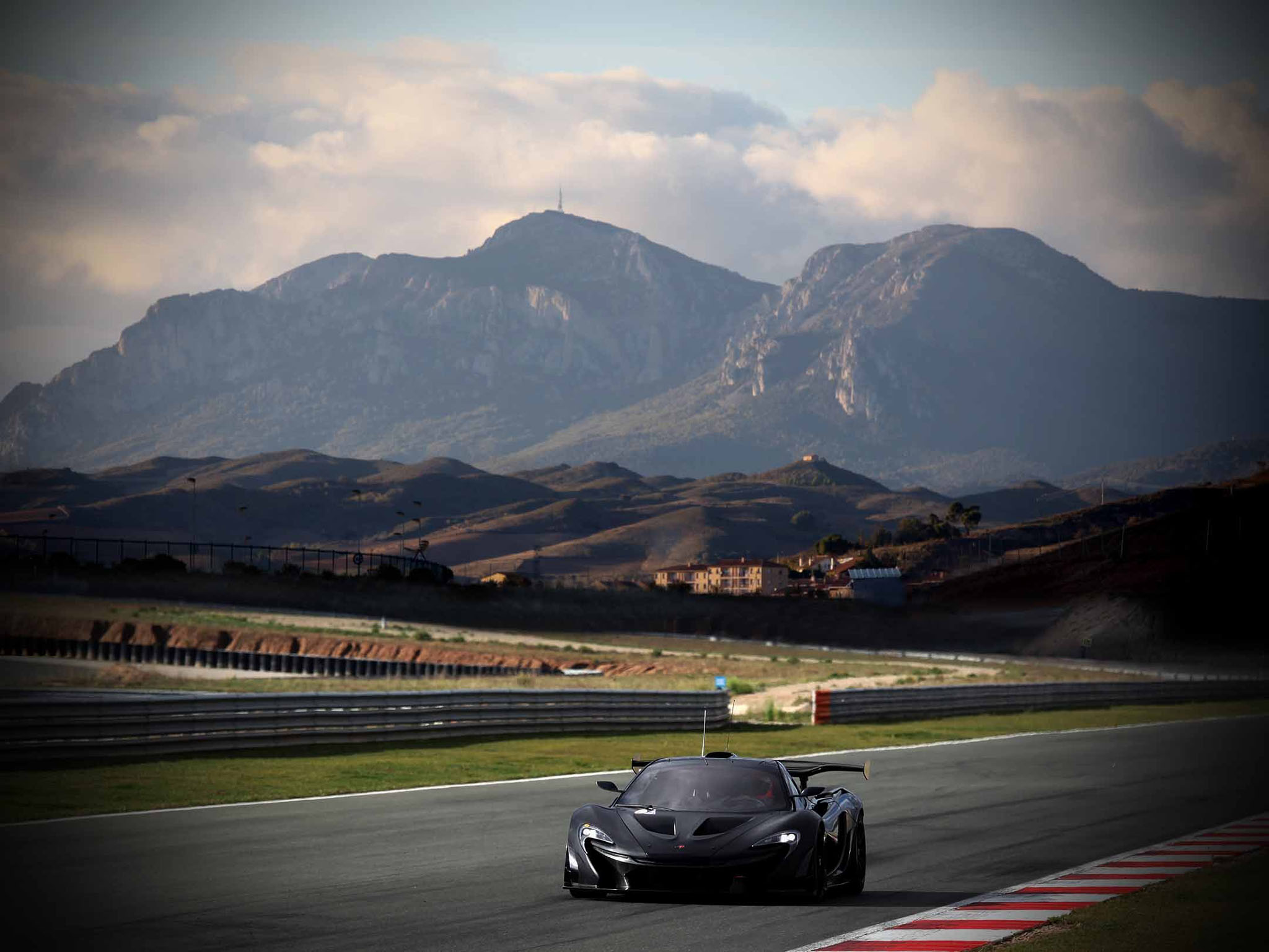McLarenP1GTR 07