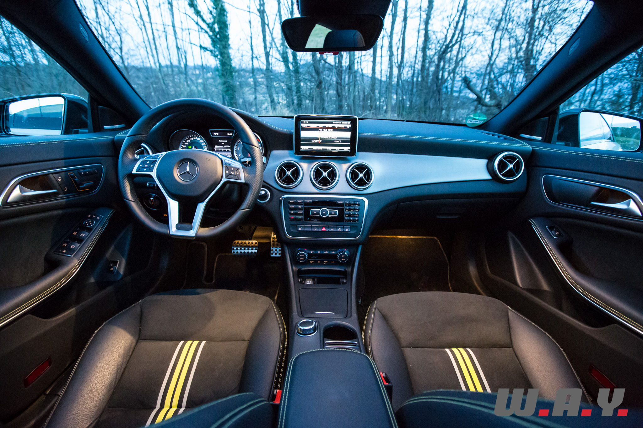 MercedesBenzCLA-3