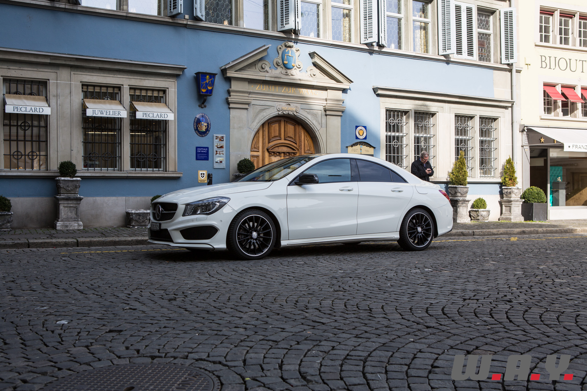 MercedesBenzCLA-4