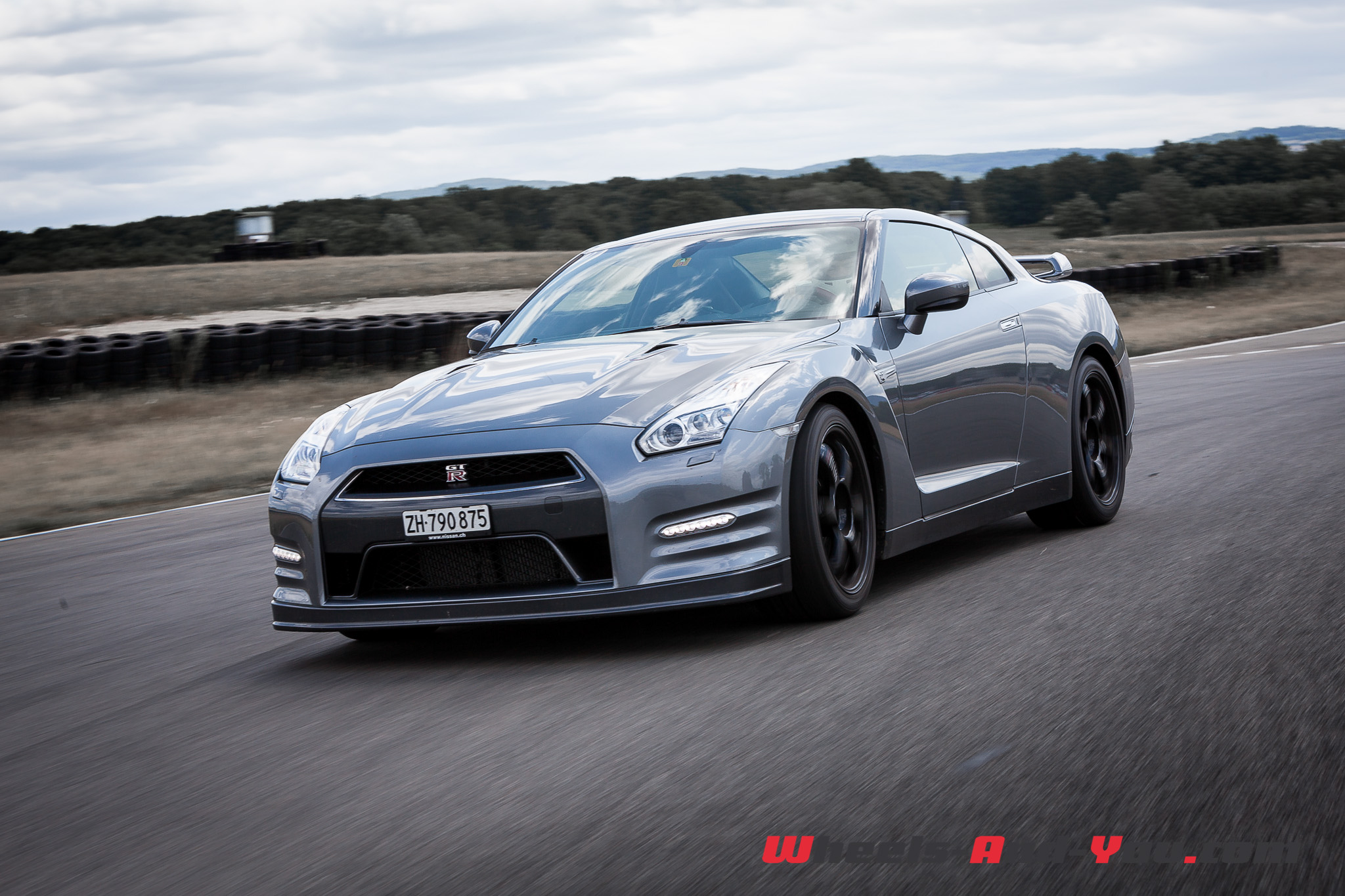 Nissan GTR 05