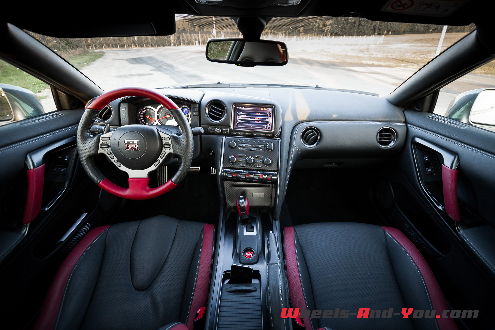 Nissan GTR 11