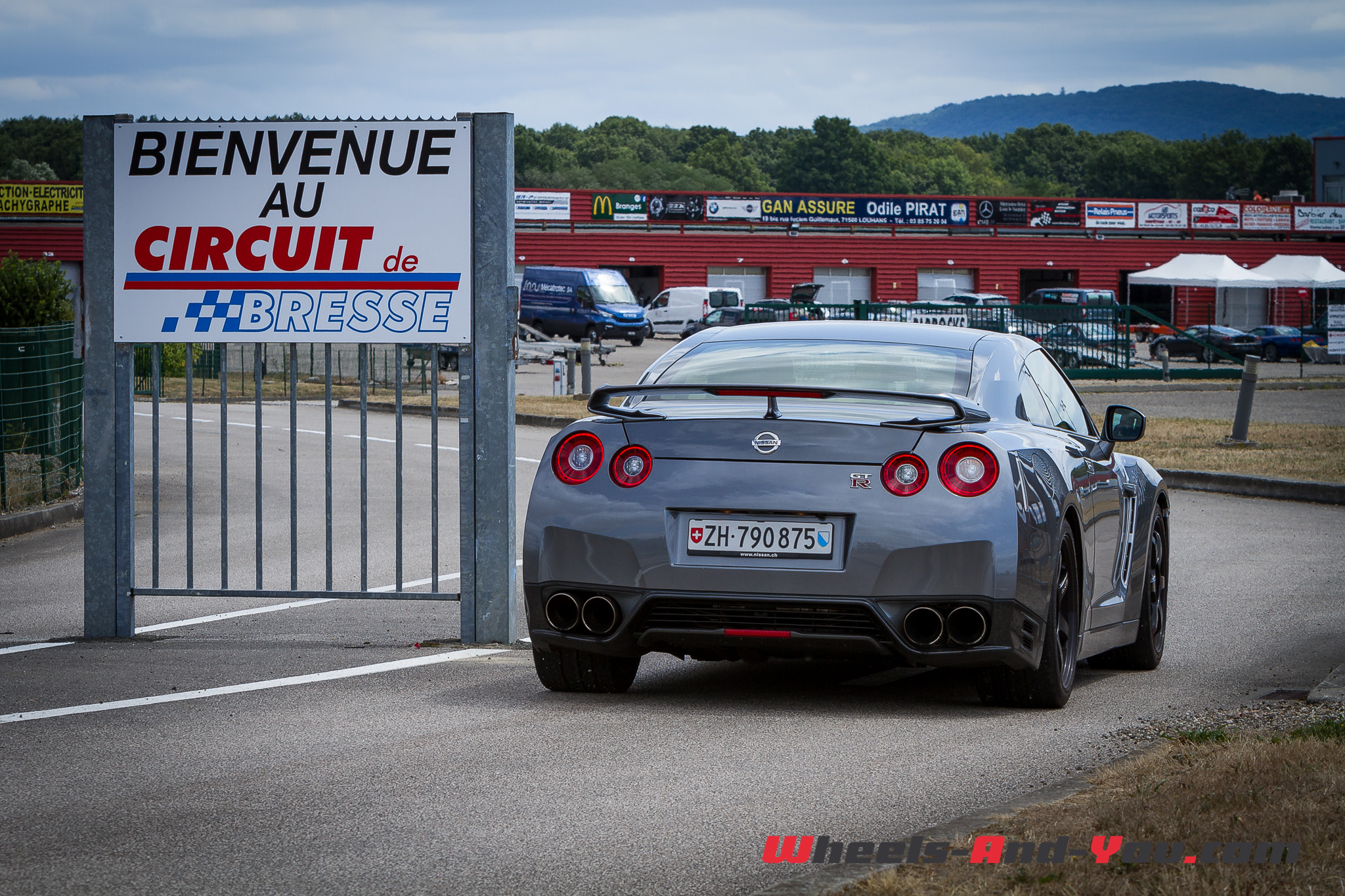 Nissan GTR 29