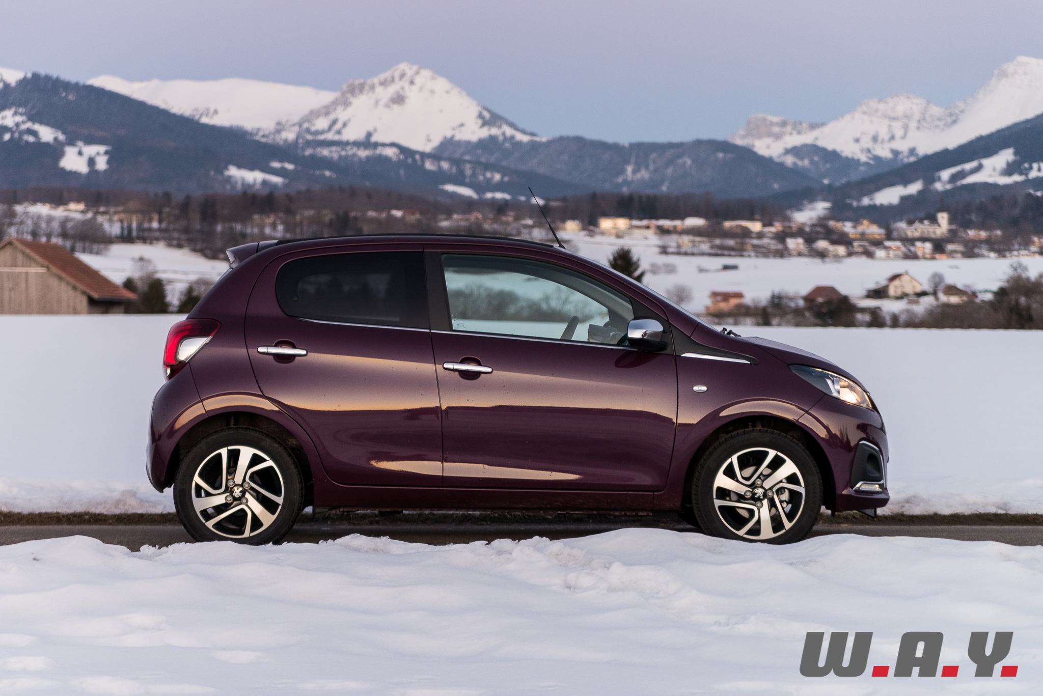 Peugeot108-10