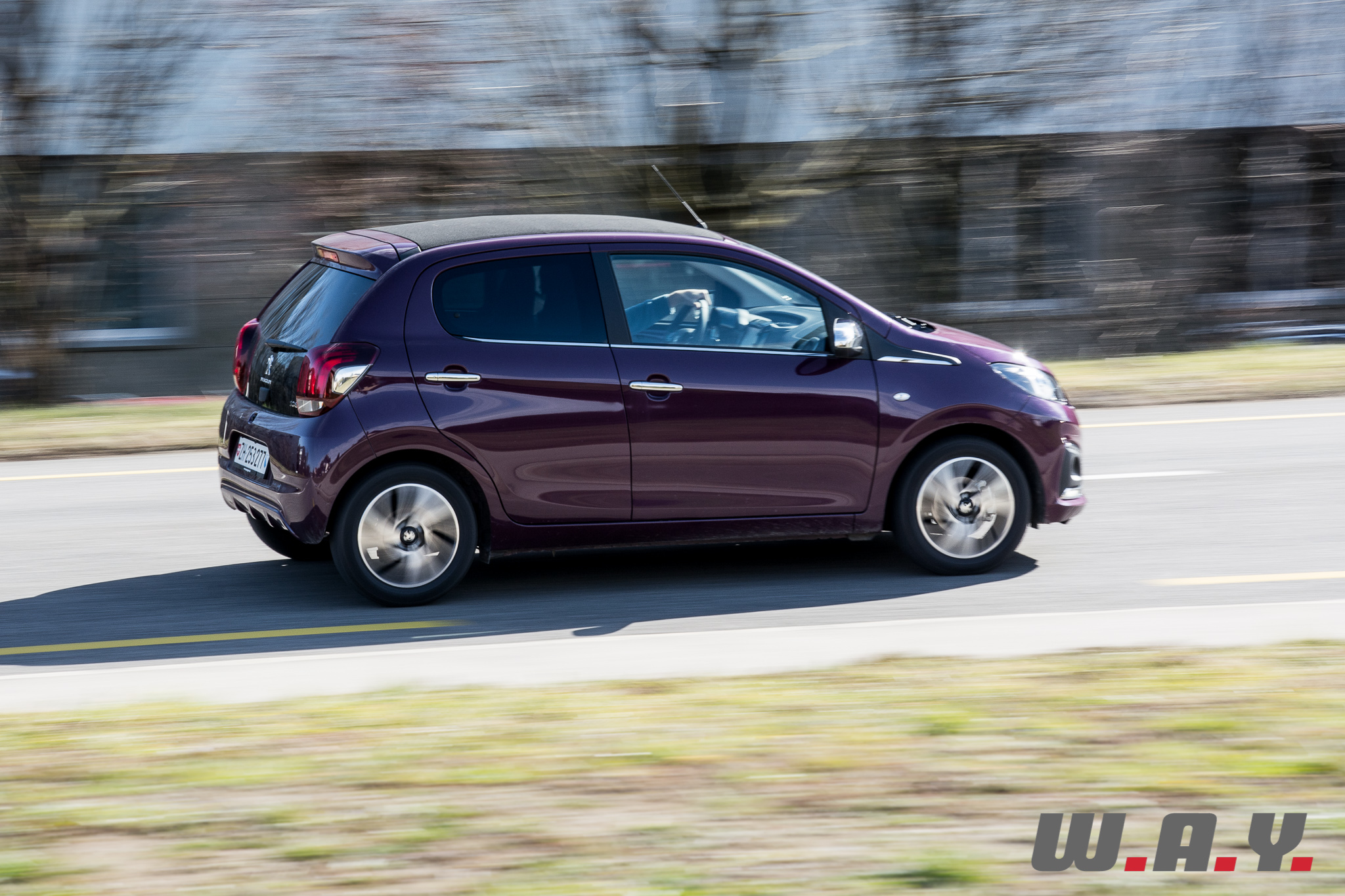 Peugeot108-14