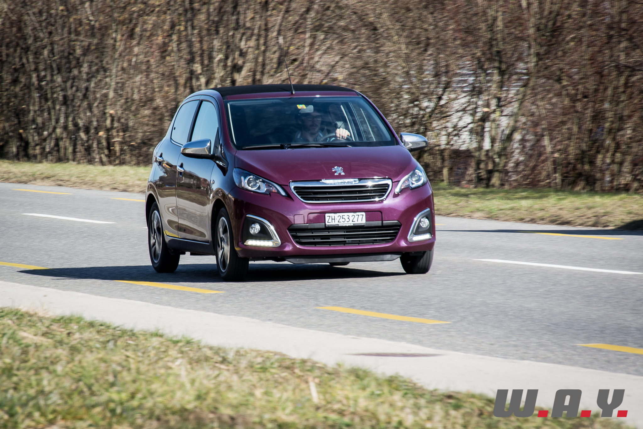 Peugeot108-15