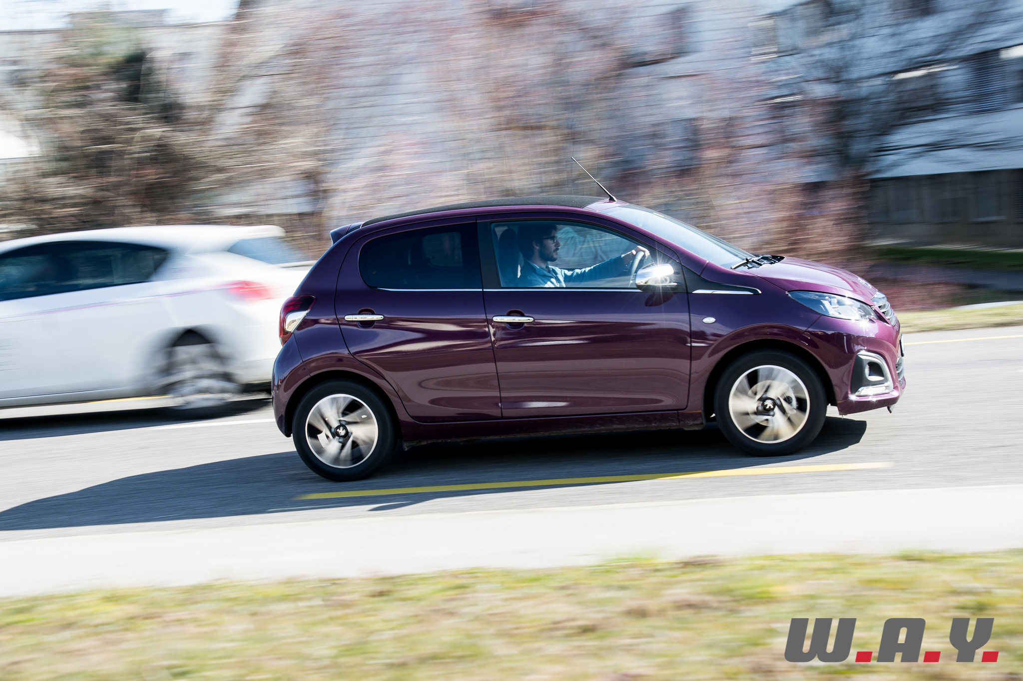 Peugeot108-16