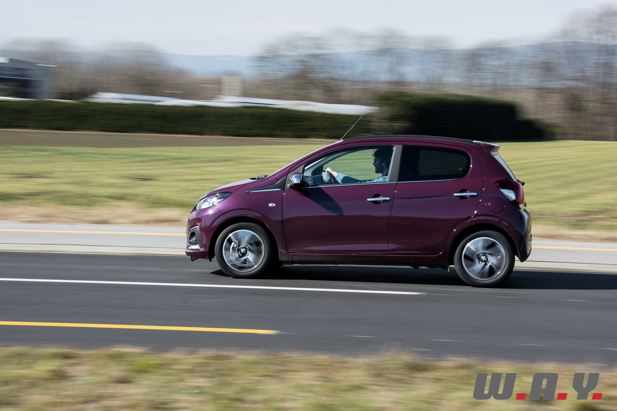 Peugeot108-20