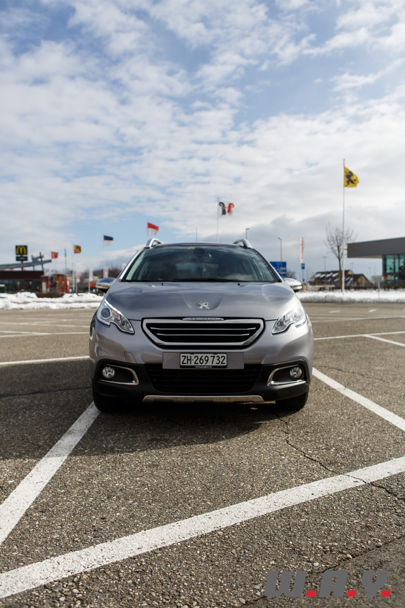 Peugeot2008 01