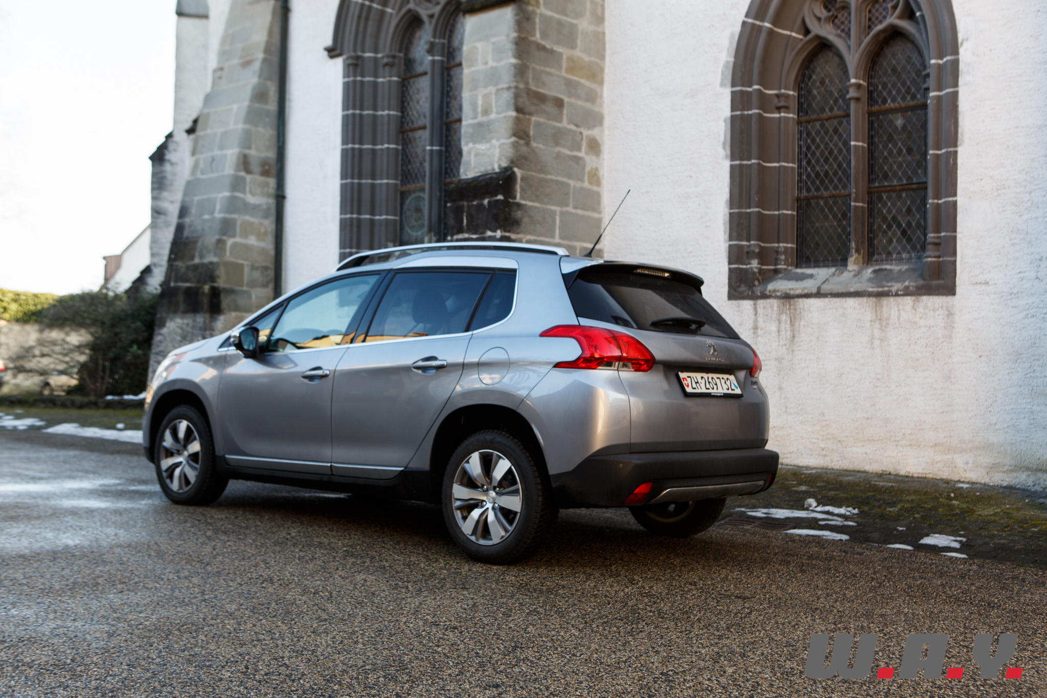 Peugeot2008 03
