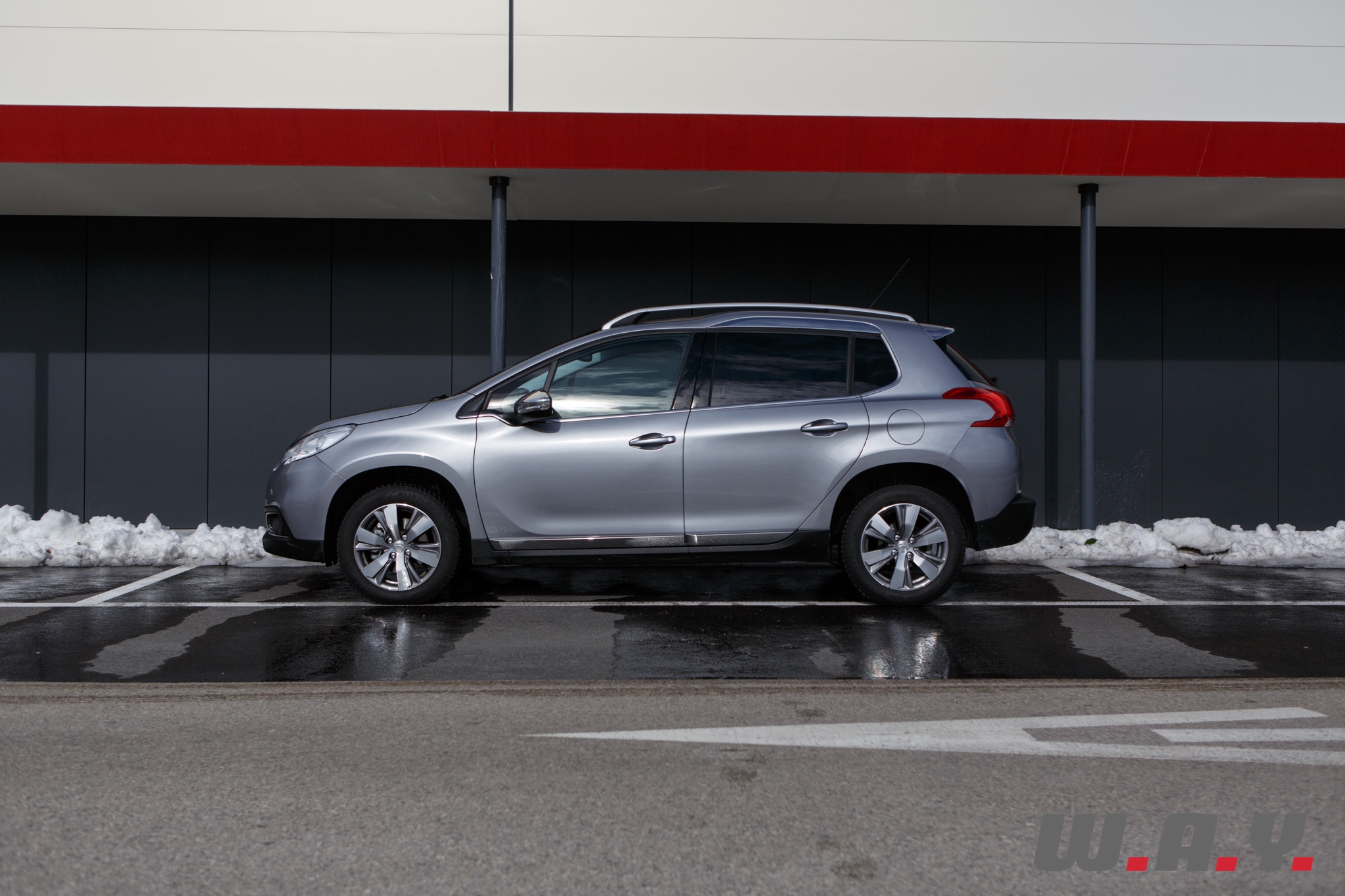 Peugeot2008 06