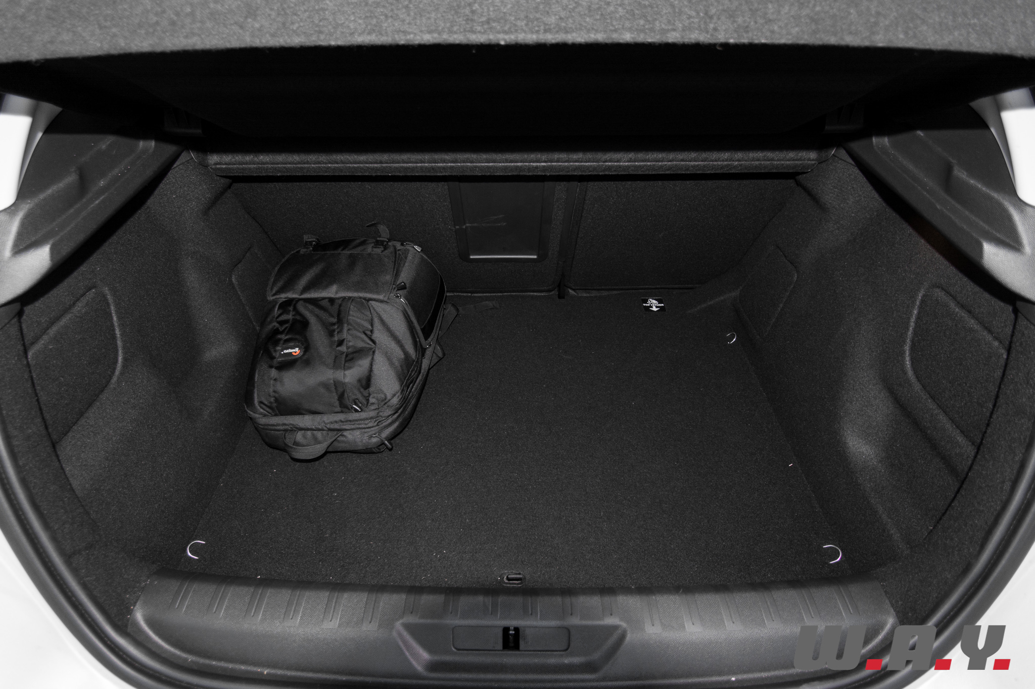 Peugeot308-1