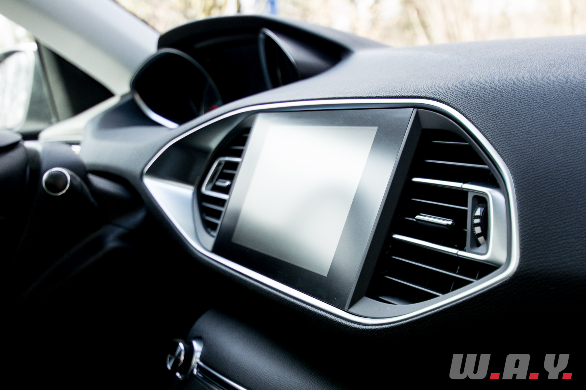 Peugeot308-1