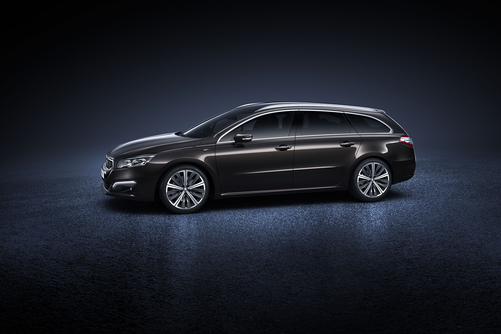 Peugeot508 06
