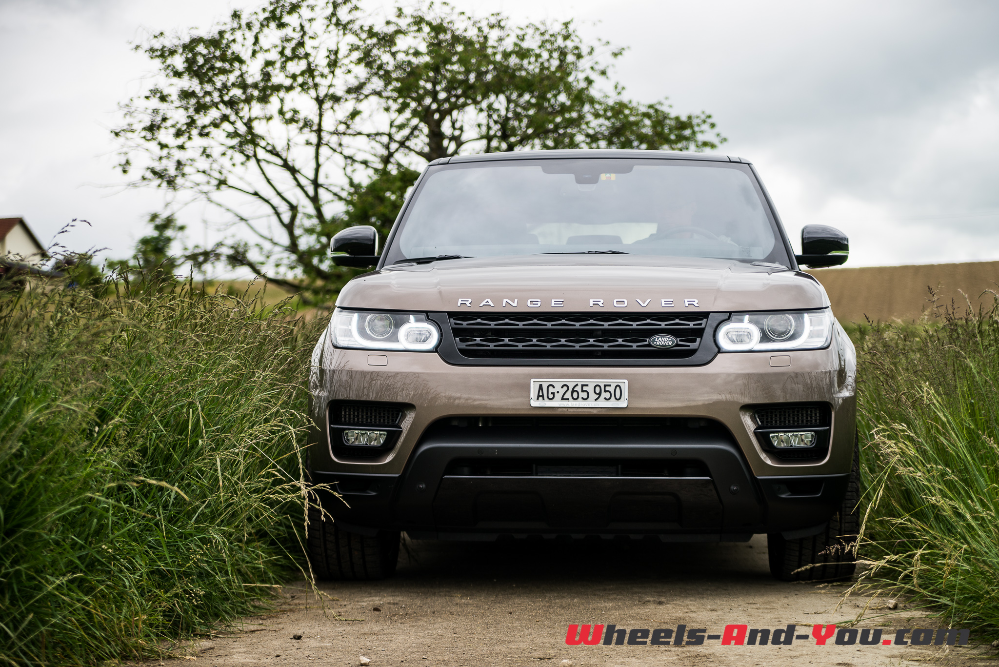 RangeRoverSportHybrid-10