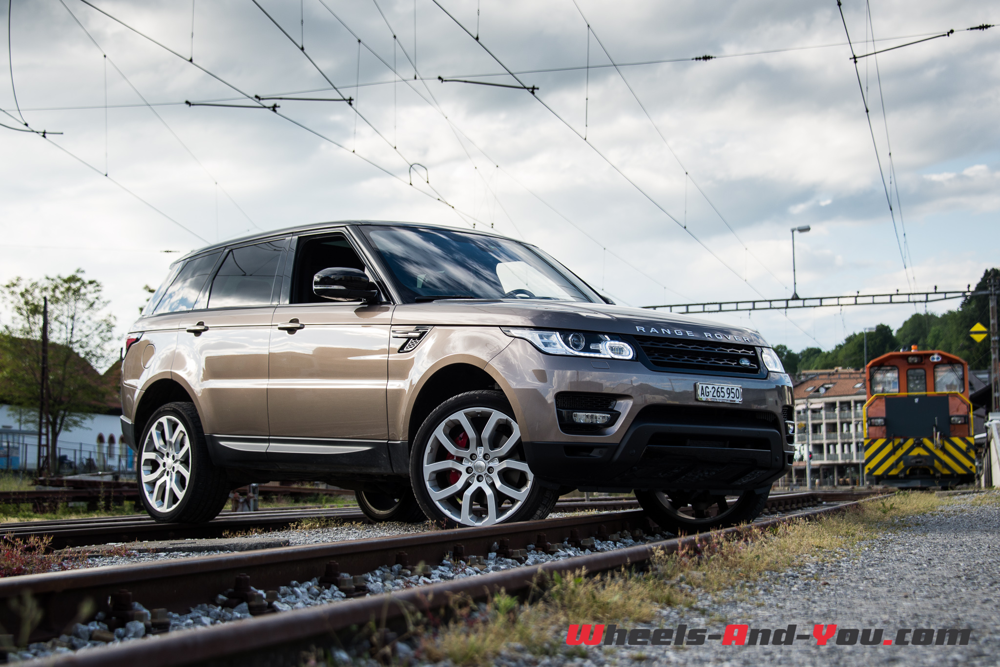RangeRoverSportHybrid-35