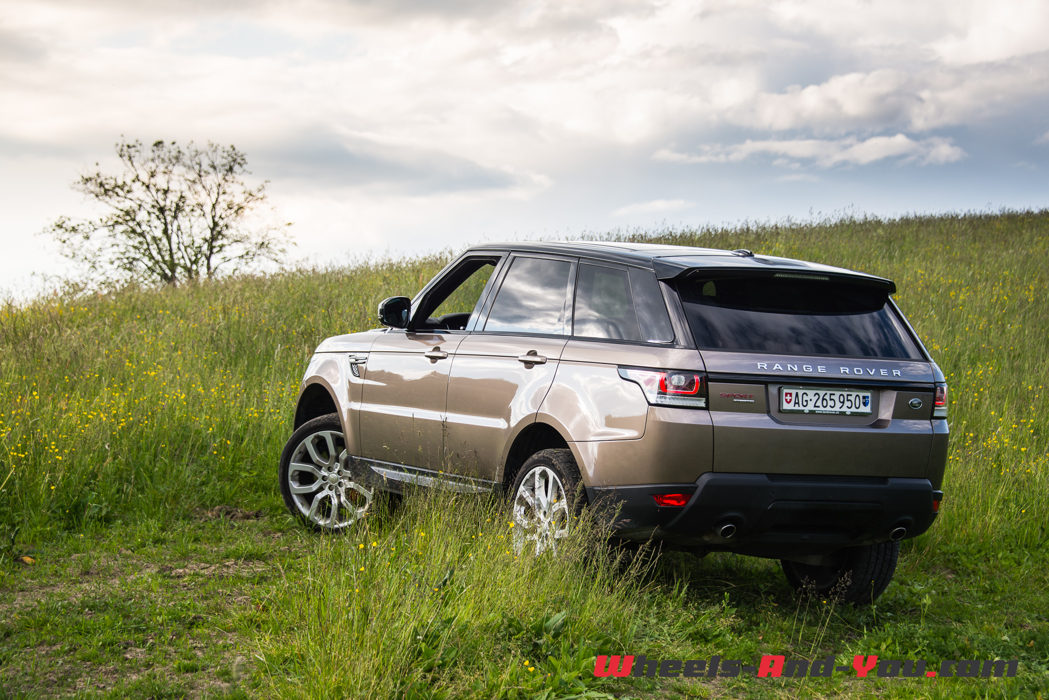 RangeRoverSportHybrid-38