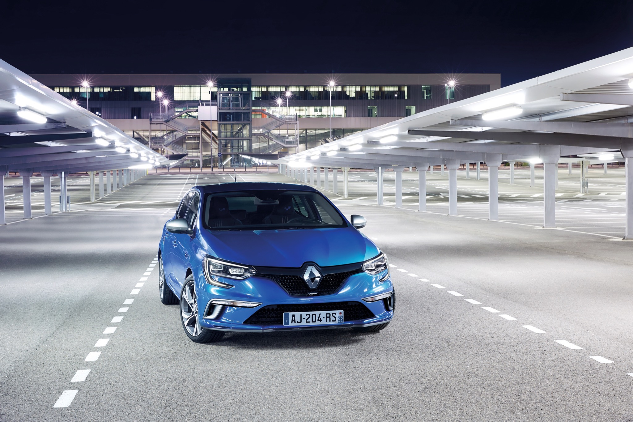 RenaultMeganeMk4 01