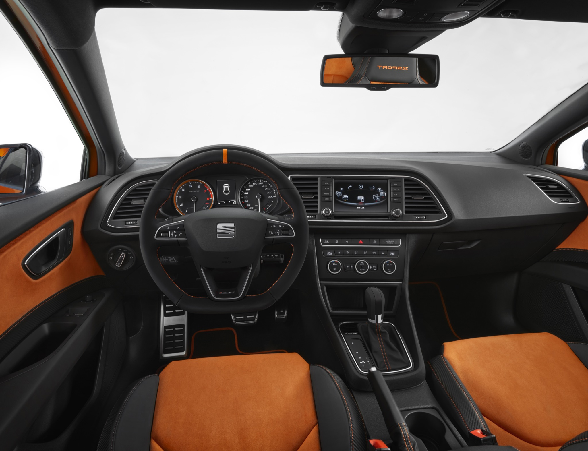 SeatLeonCrossSport 03