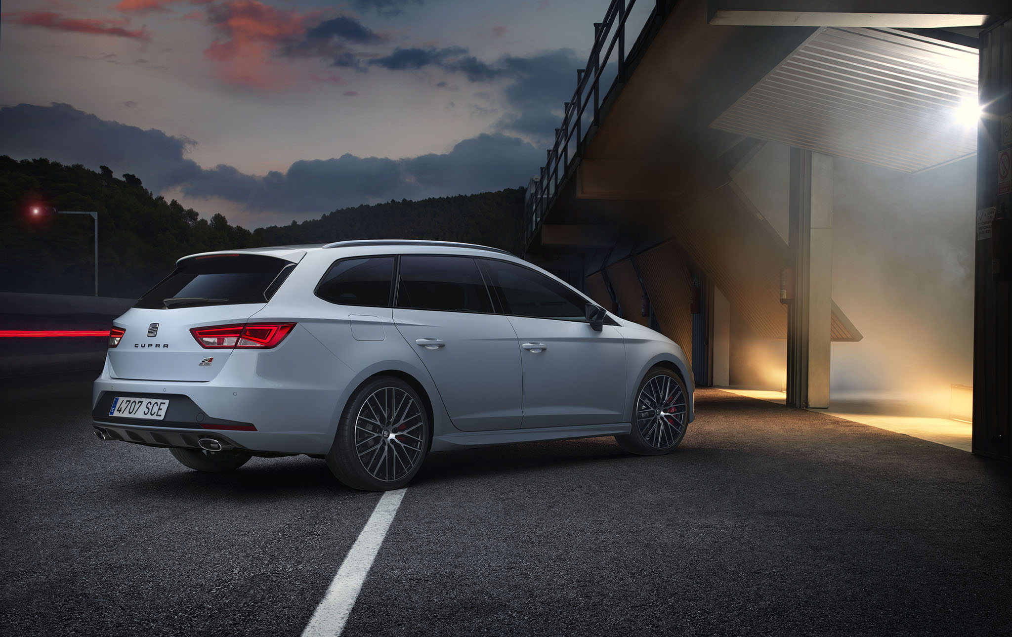 SeatLeonSTCupra 02