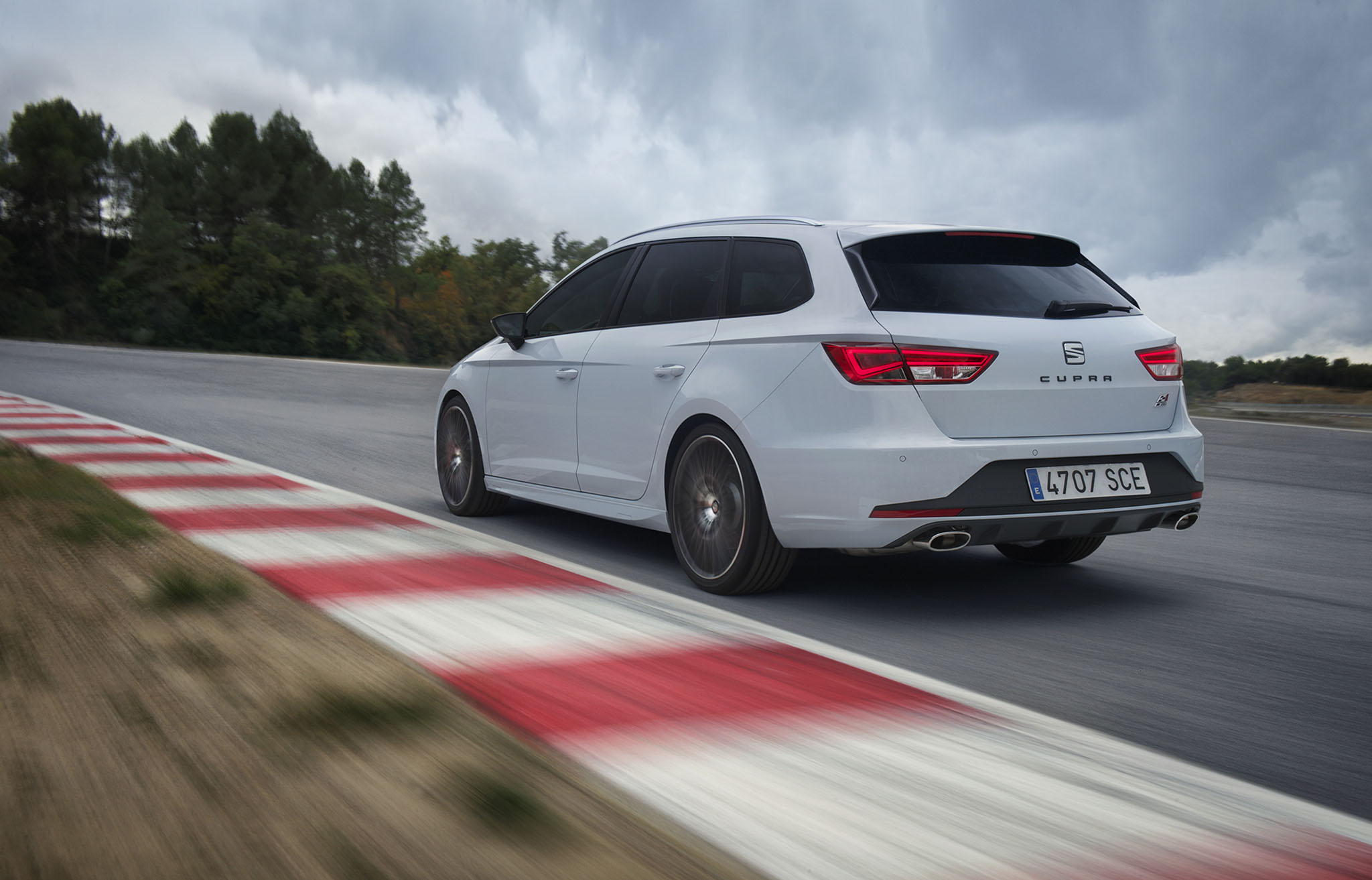 SeatLeonSTCupra 04