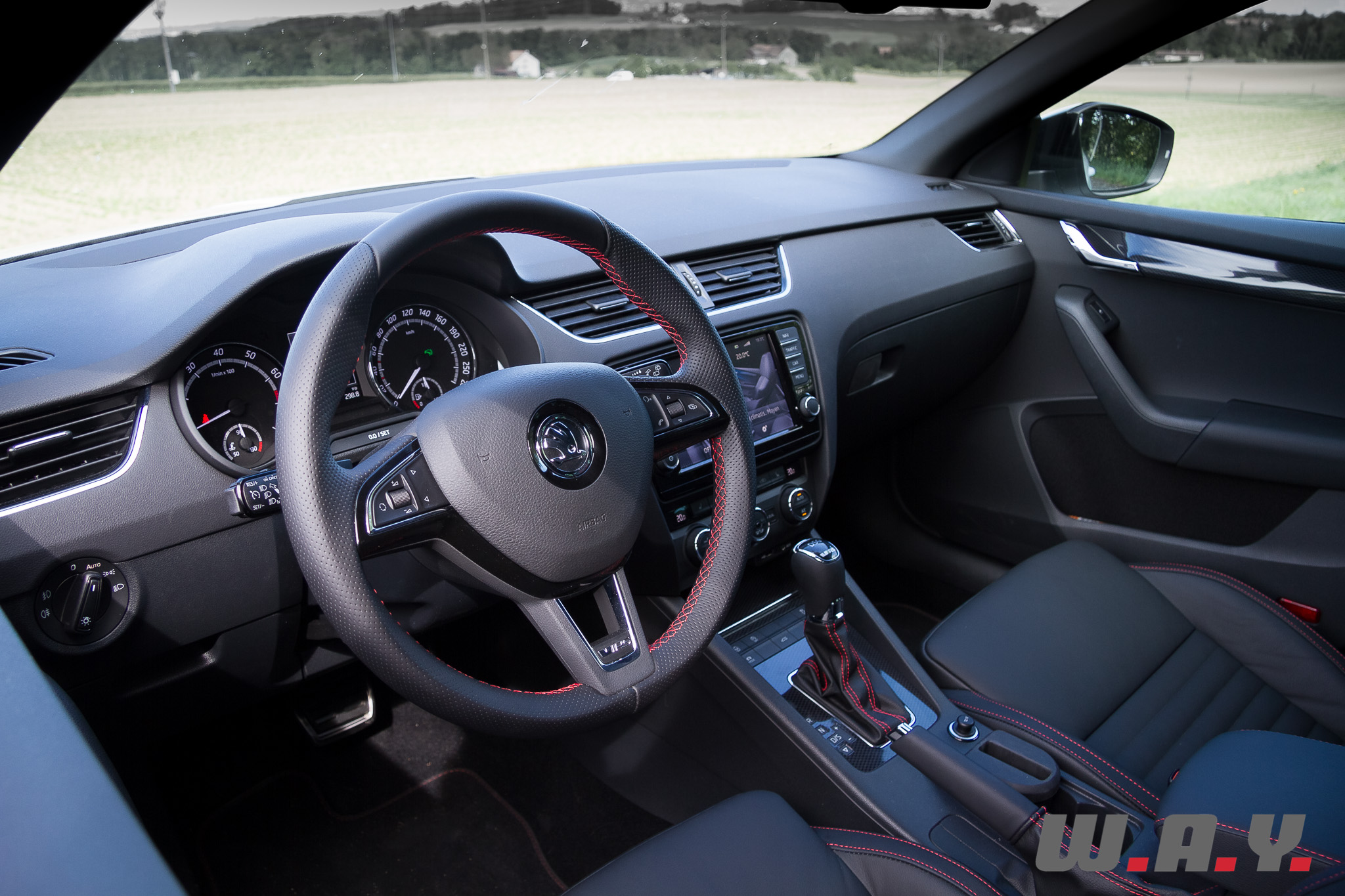 SkodaOctaviaRS-30