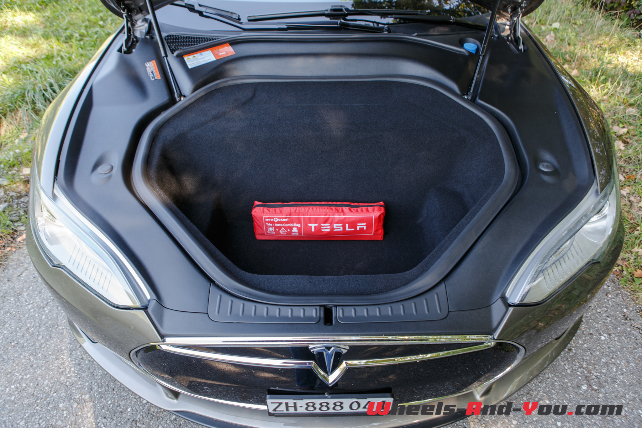 TeslaModelS P85D 31