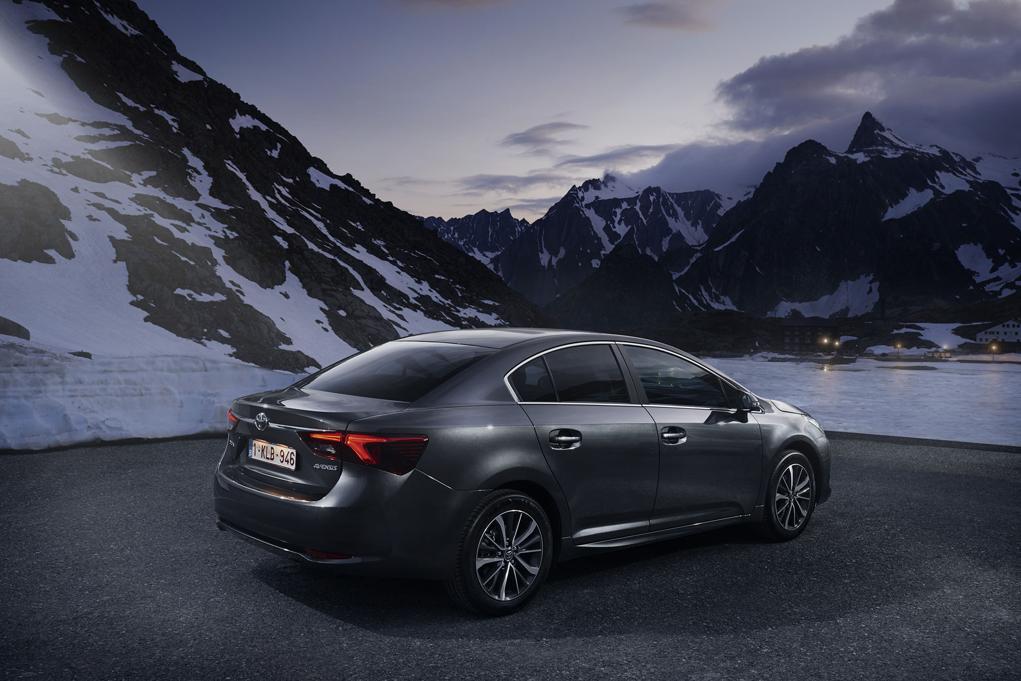 ToyotaAvensis 05