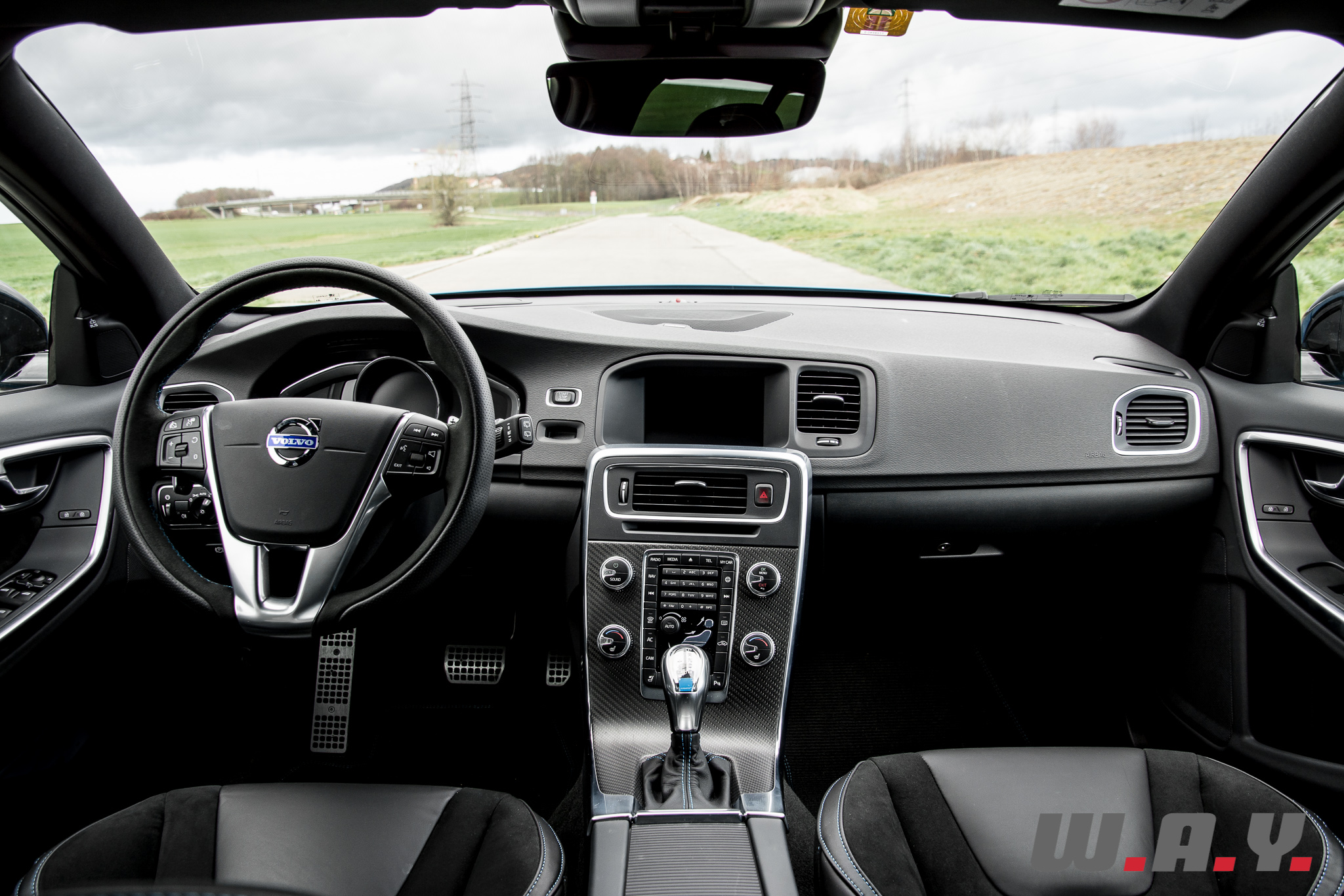 V60-Polestar-26