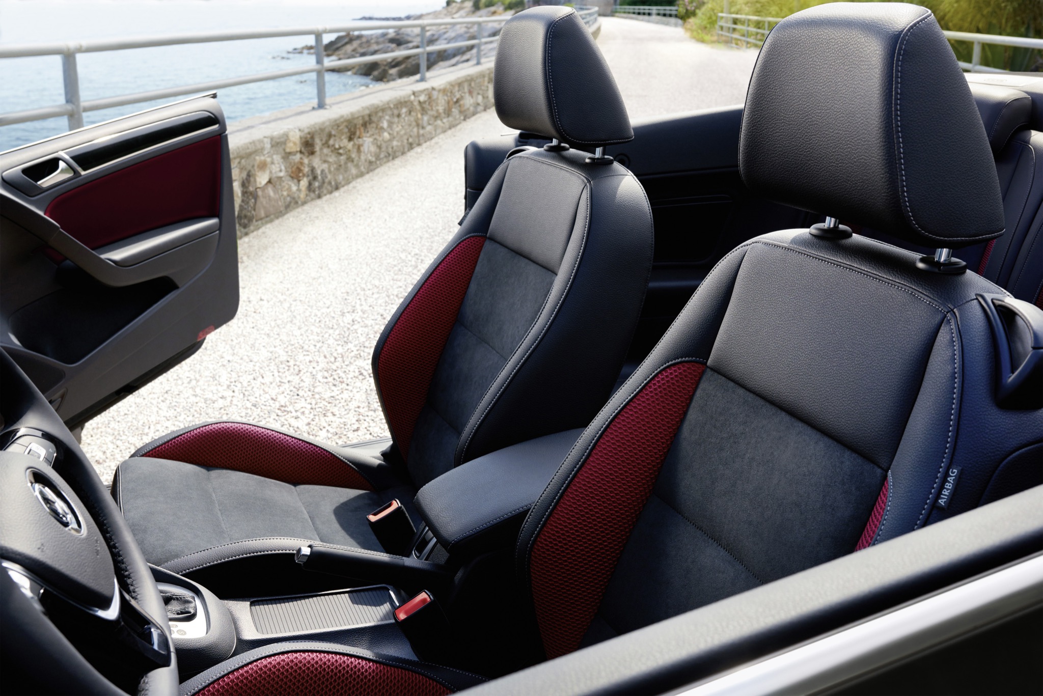 VWGolfCabrio 02