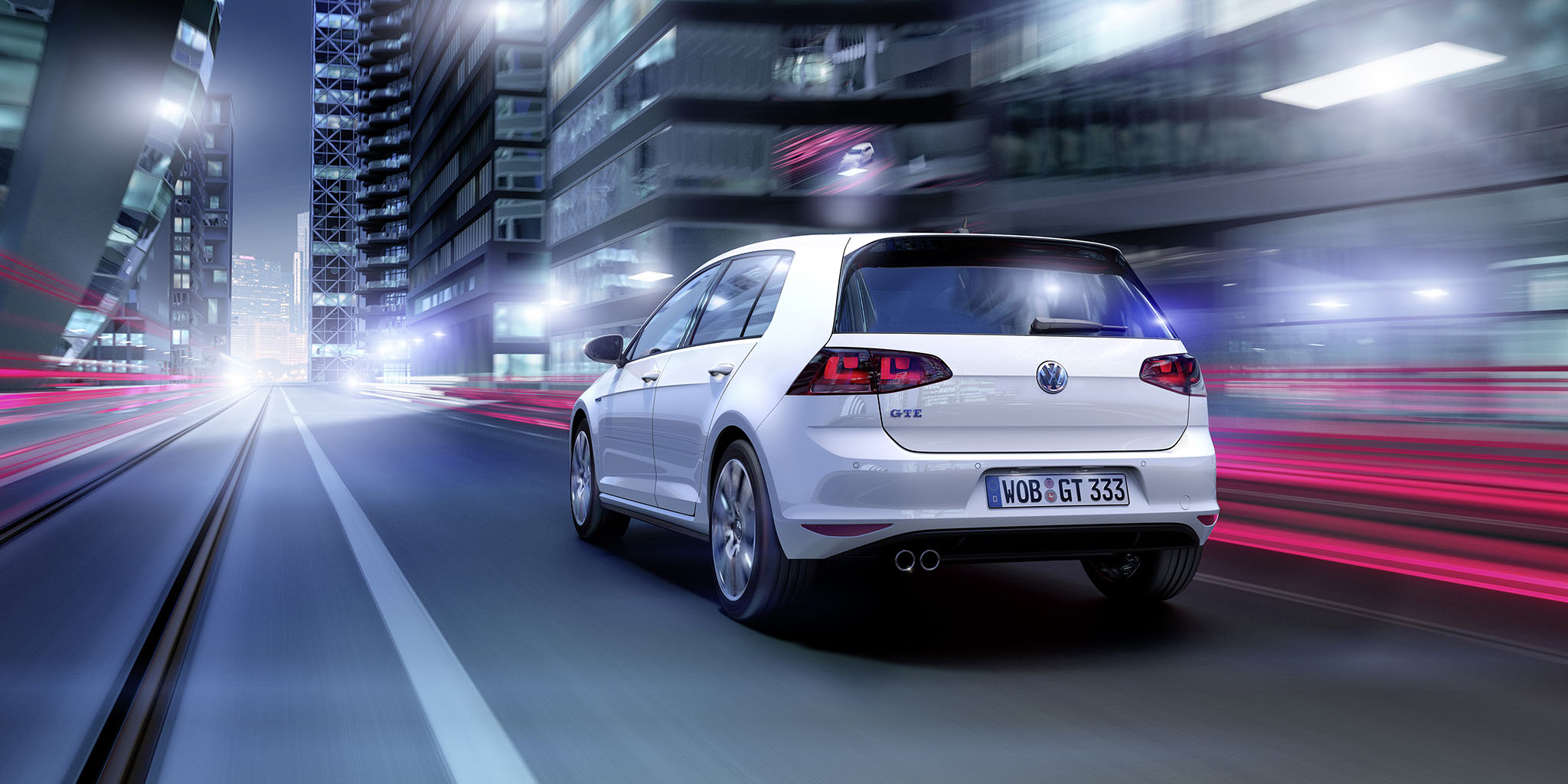 VWGolfGTE 05