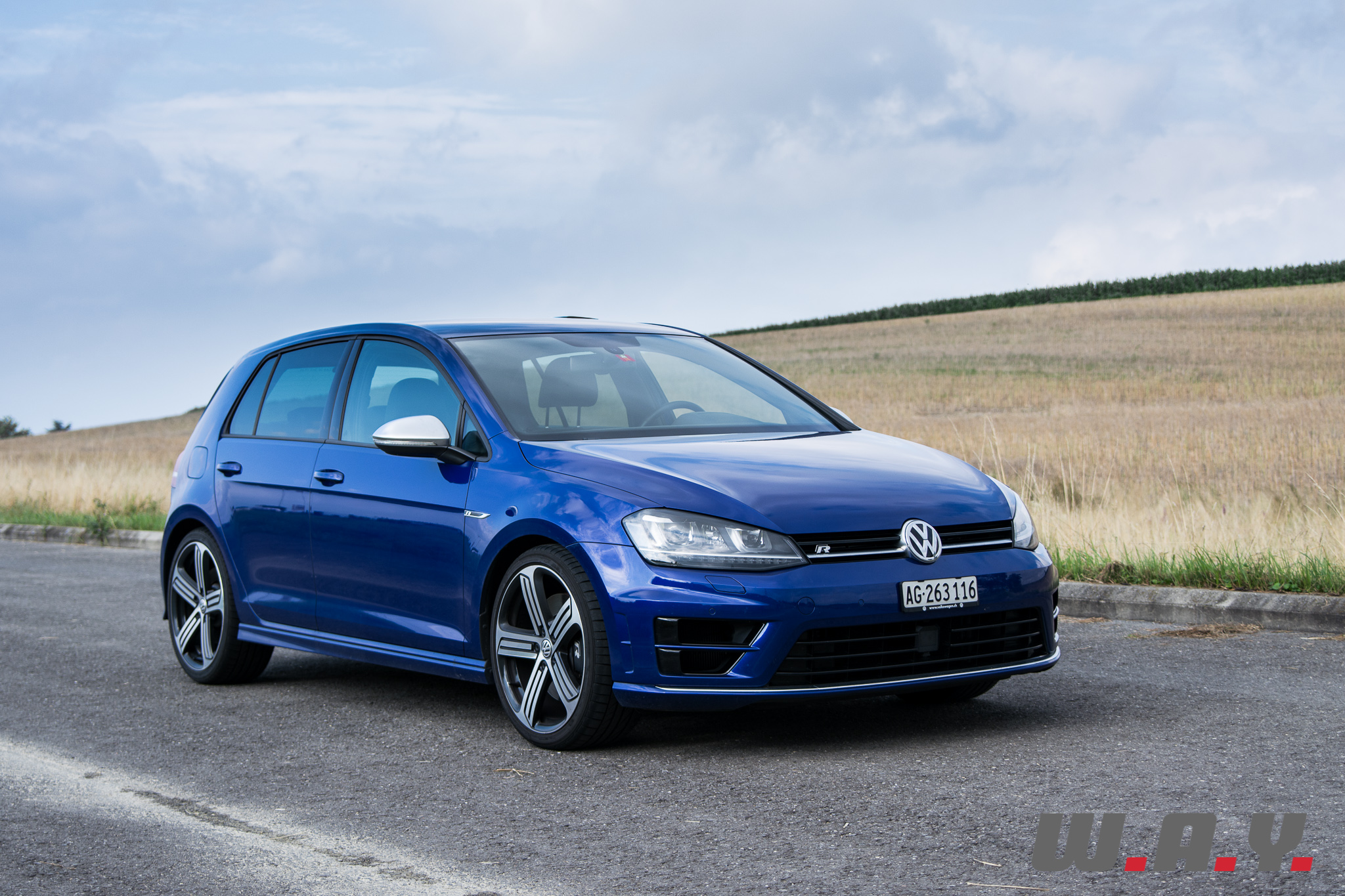 VWGolfR-15