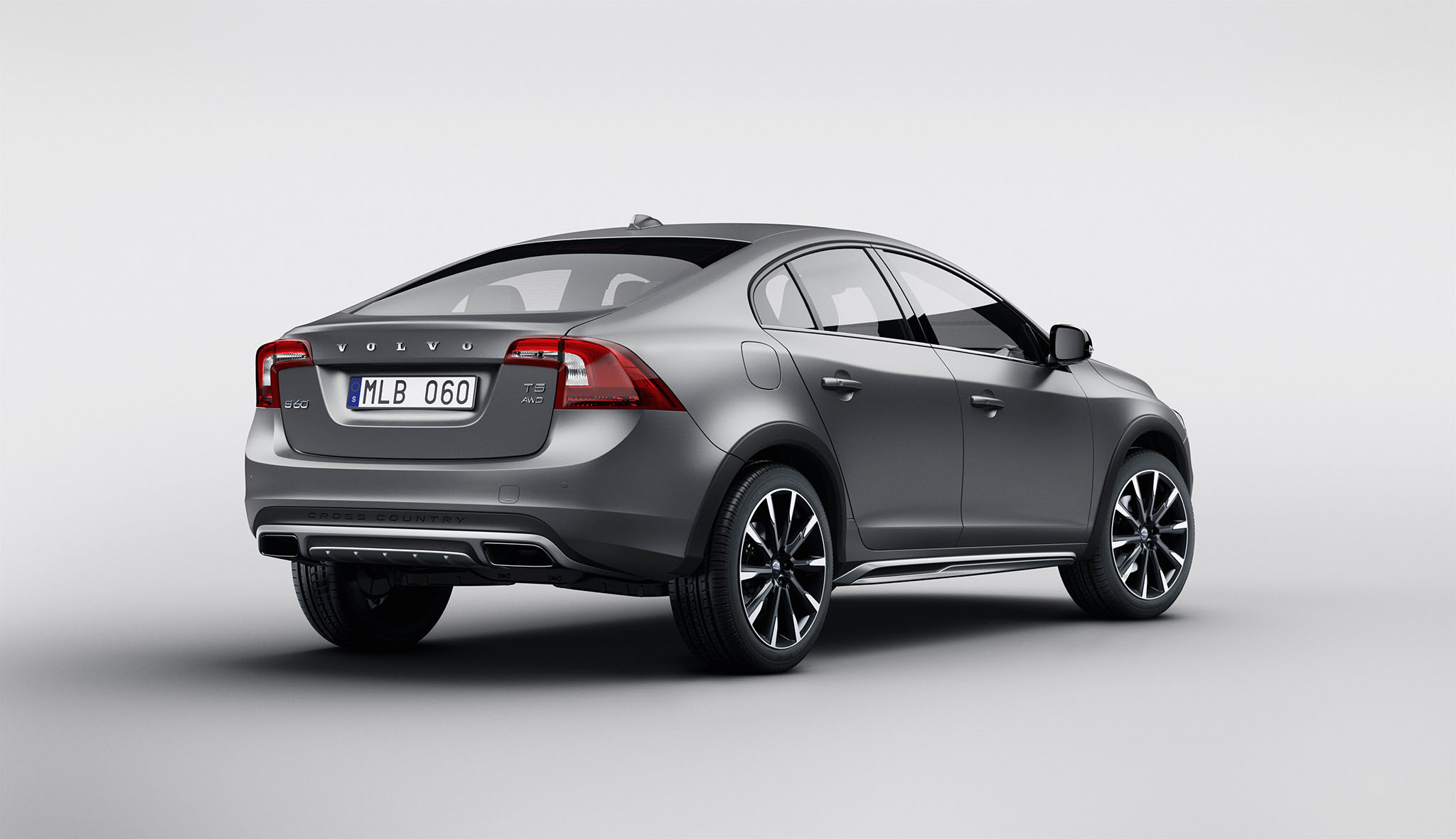 VolvoS60CrossCountry 02