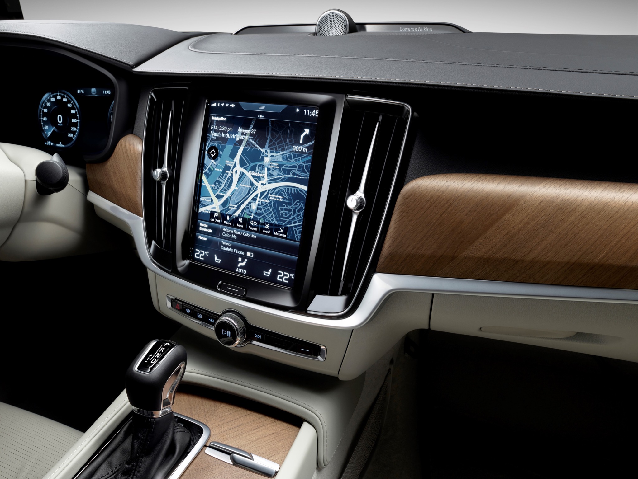 VolvoS90 06