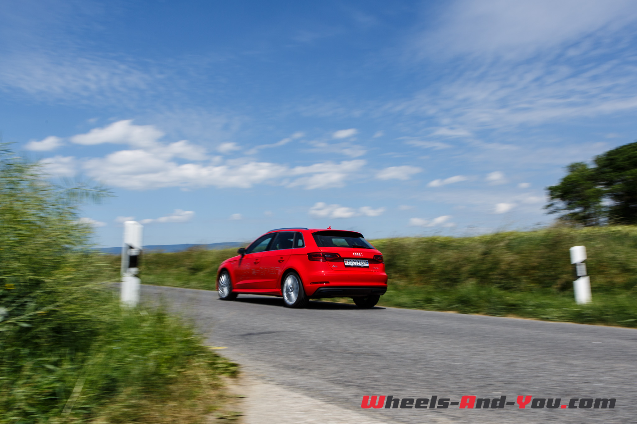 audi-a3-etron-15
