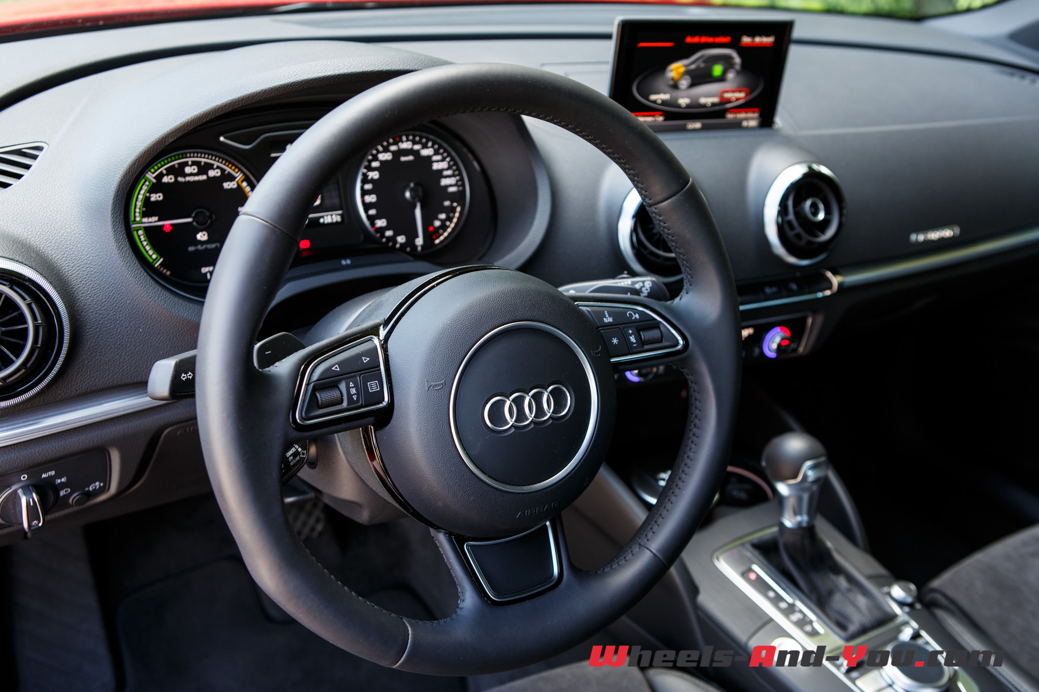 audi-a3-etron-16