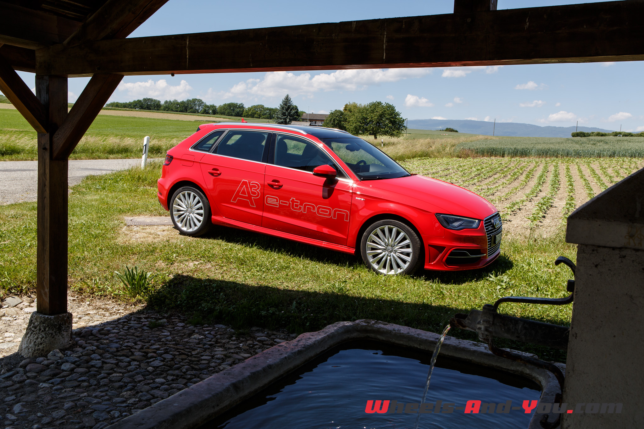 audi-a3-etron-43
