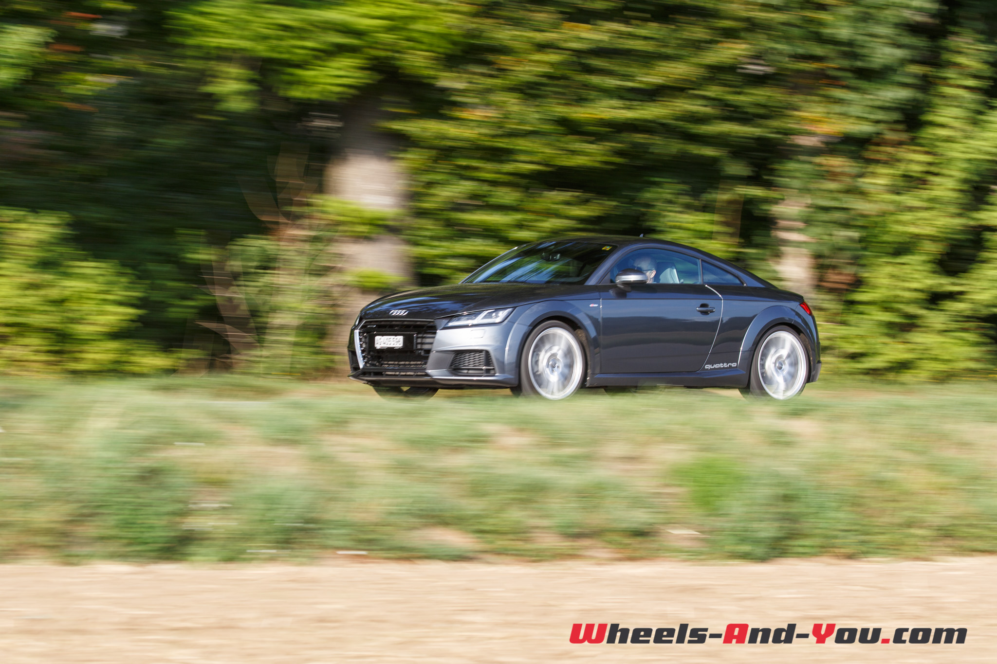 audi tt-1