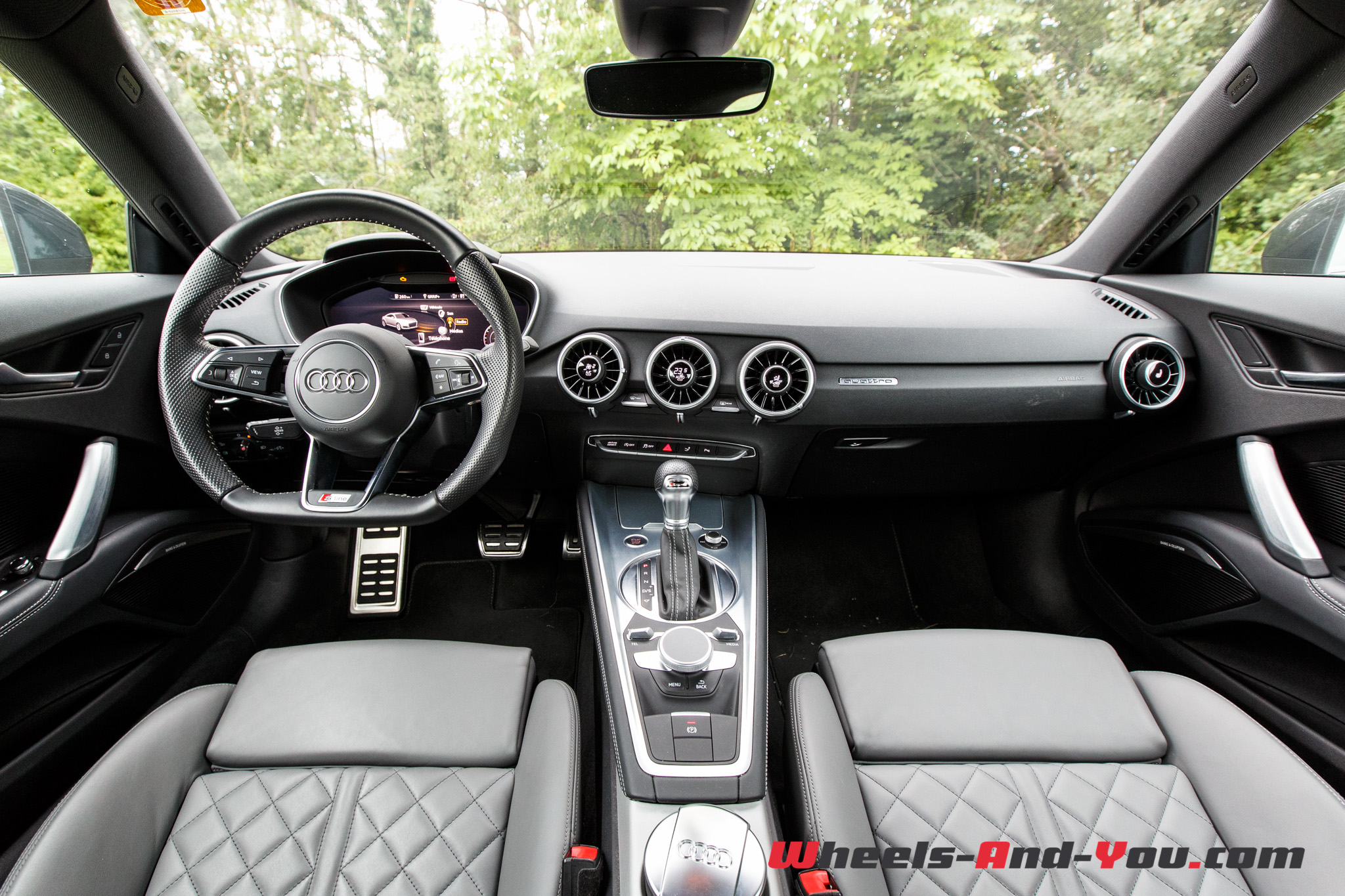 audi tt-2