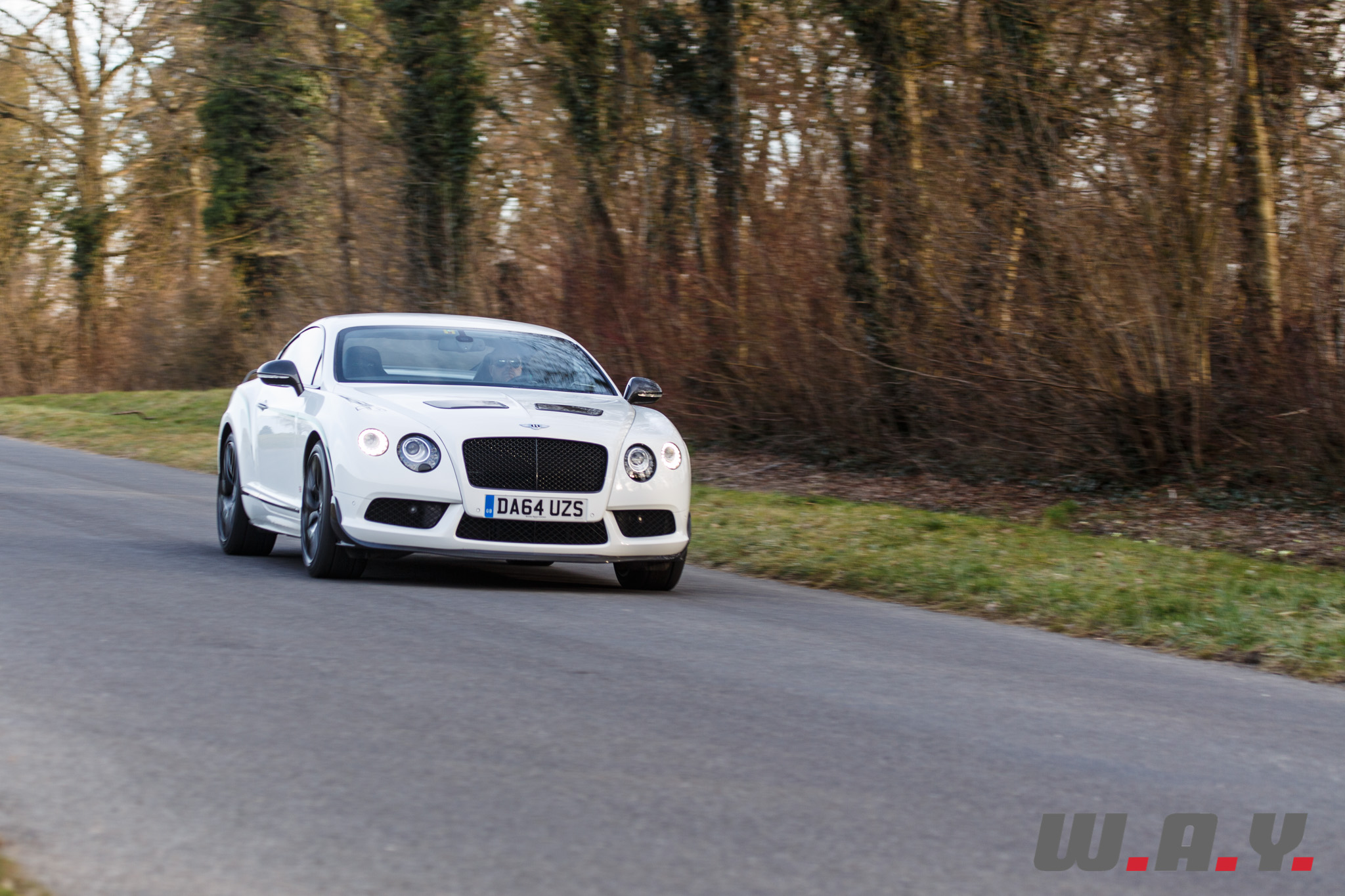 bentley gt3r-1