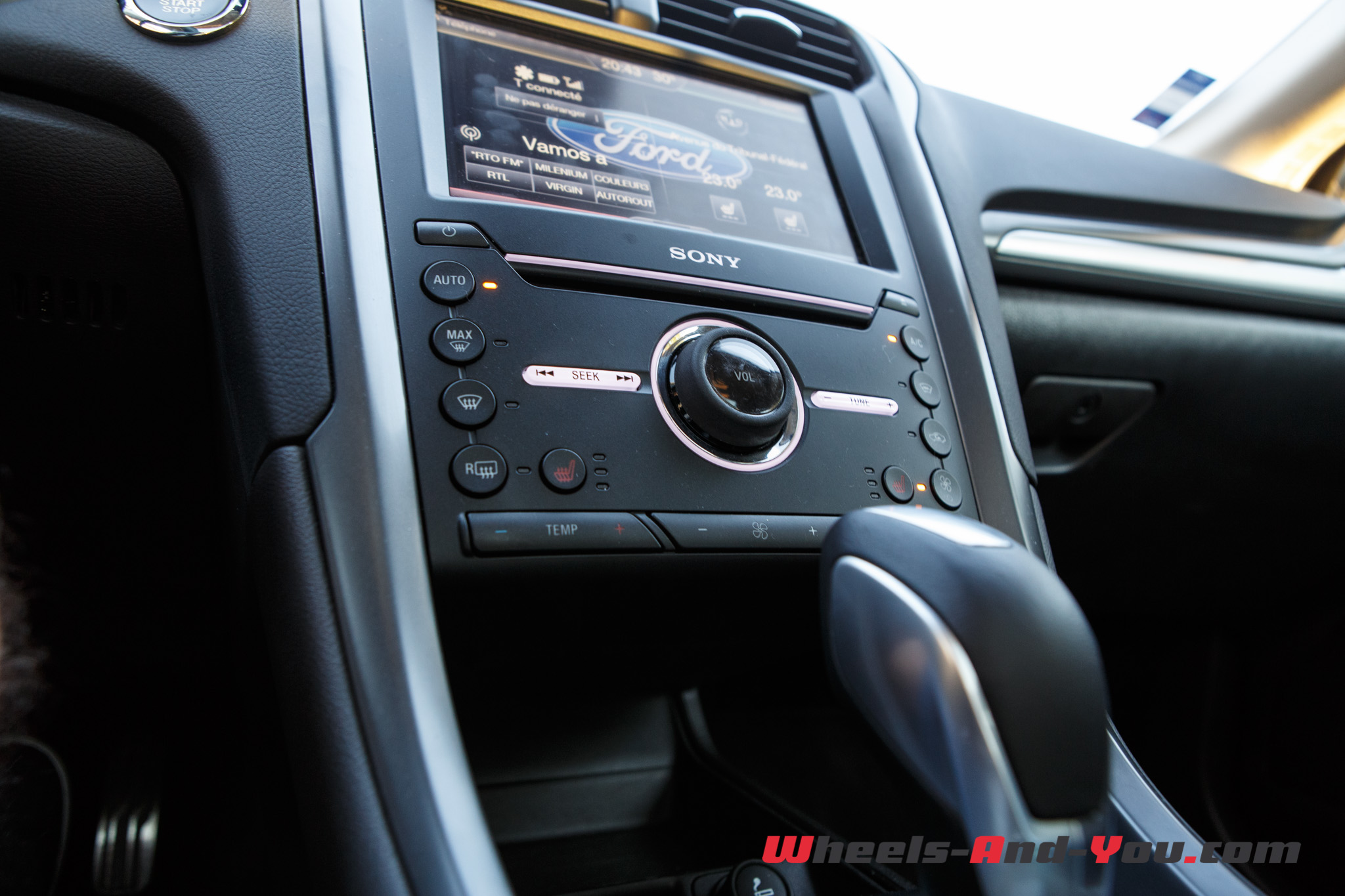 ford mondeo-1