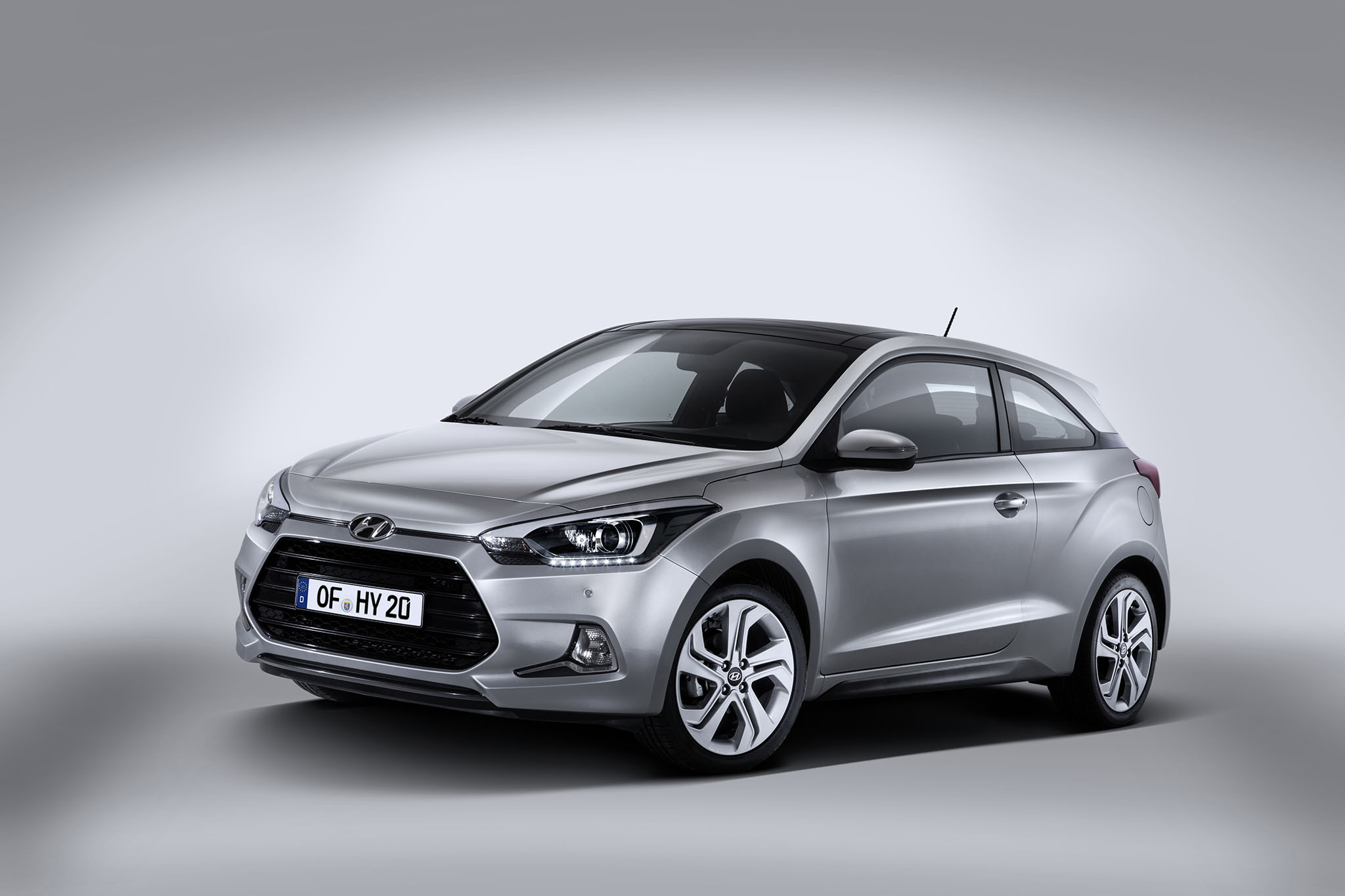 i20Coupe 01