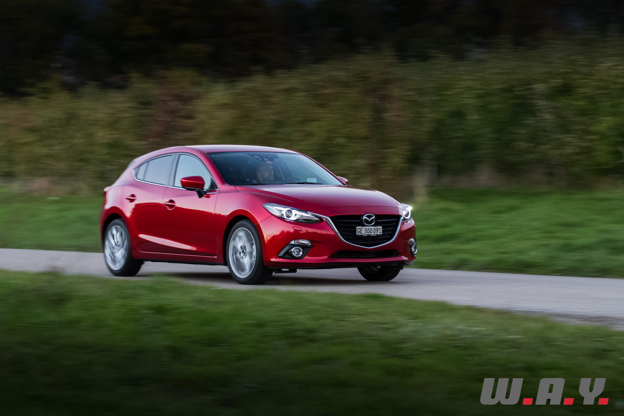 mazda3-16