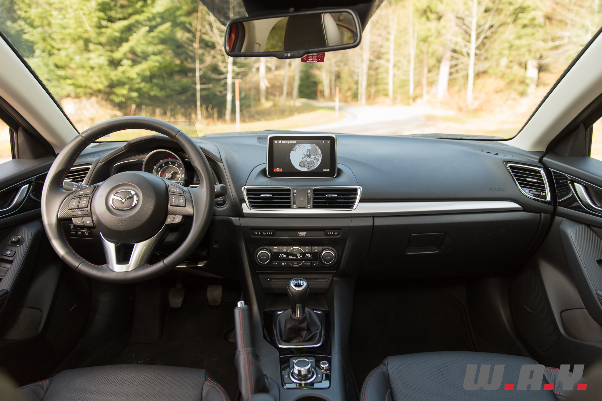 mazda3-29
