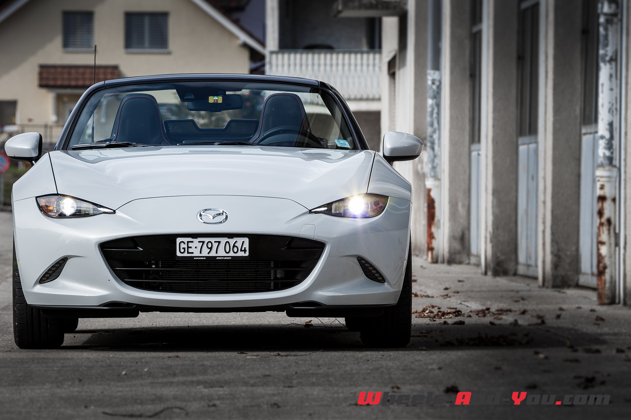 Mazda MX 5-23