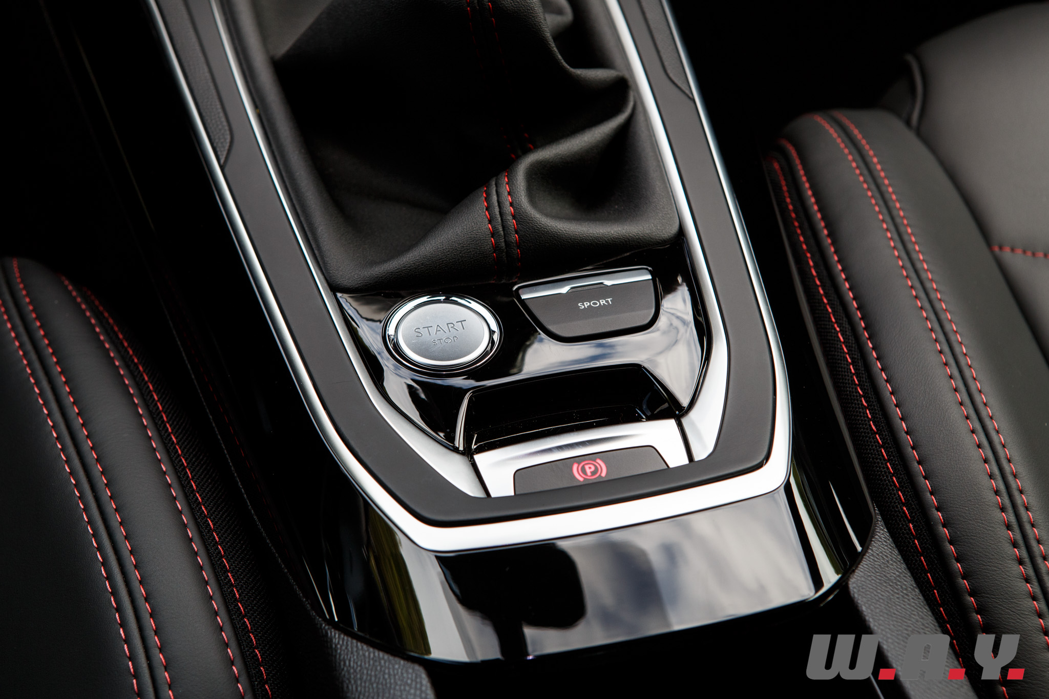peugeot 308 gt-4